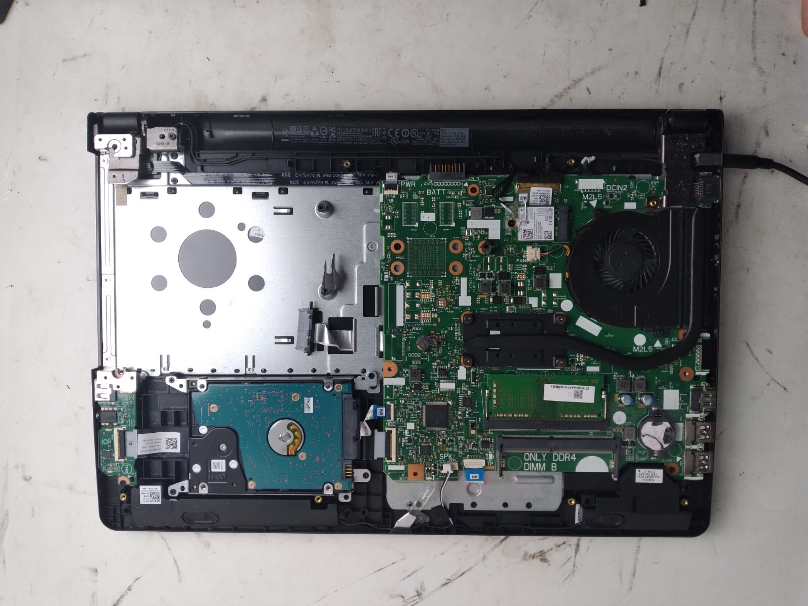 Dell Inspiron 15-3567 w/i3-7100U, 4GB RAM, 500GB HDD Laptop for Parts #2267