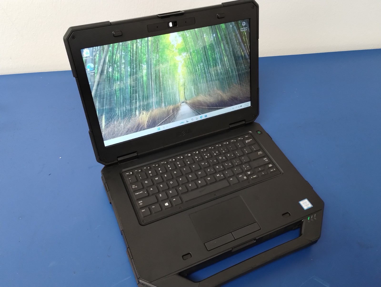 DELL LATITUDE 5414, Intel Core i5-6300U, 2.40 GHz, 12 GB RAM, 256 GB M.2