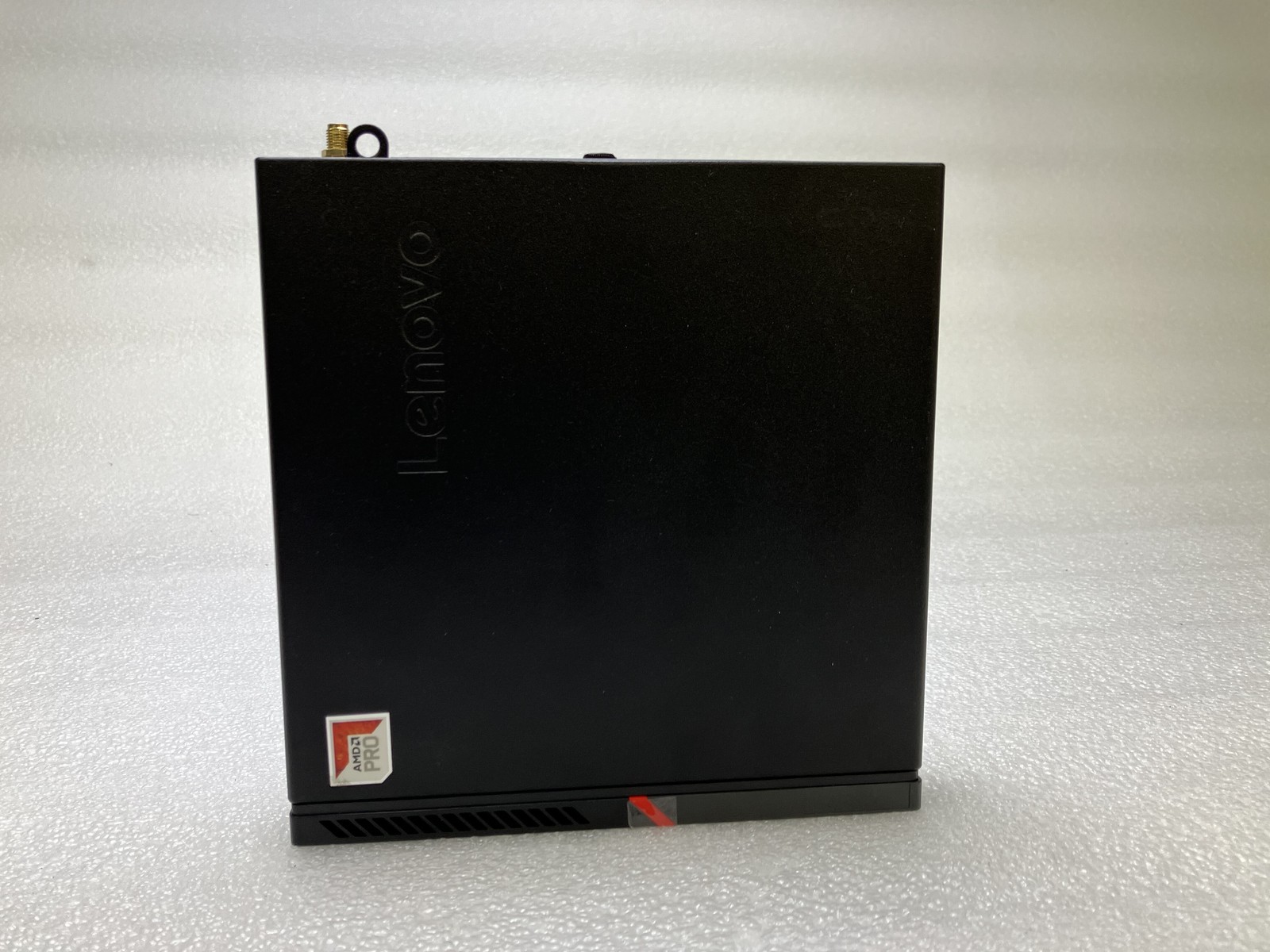 Lenovo 10RB000EUS PRO A6-8570E R5 0GHz 4GB RAM NO HDD AMD NO OS Good