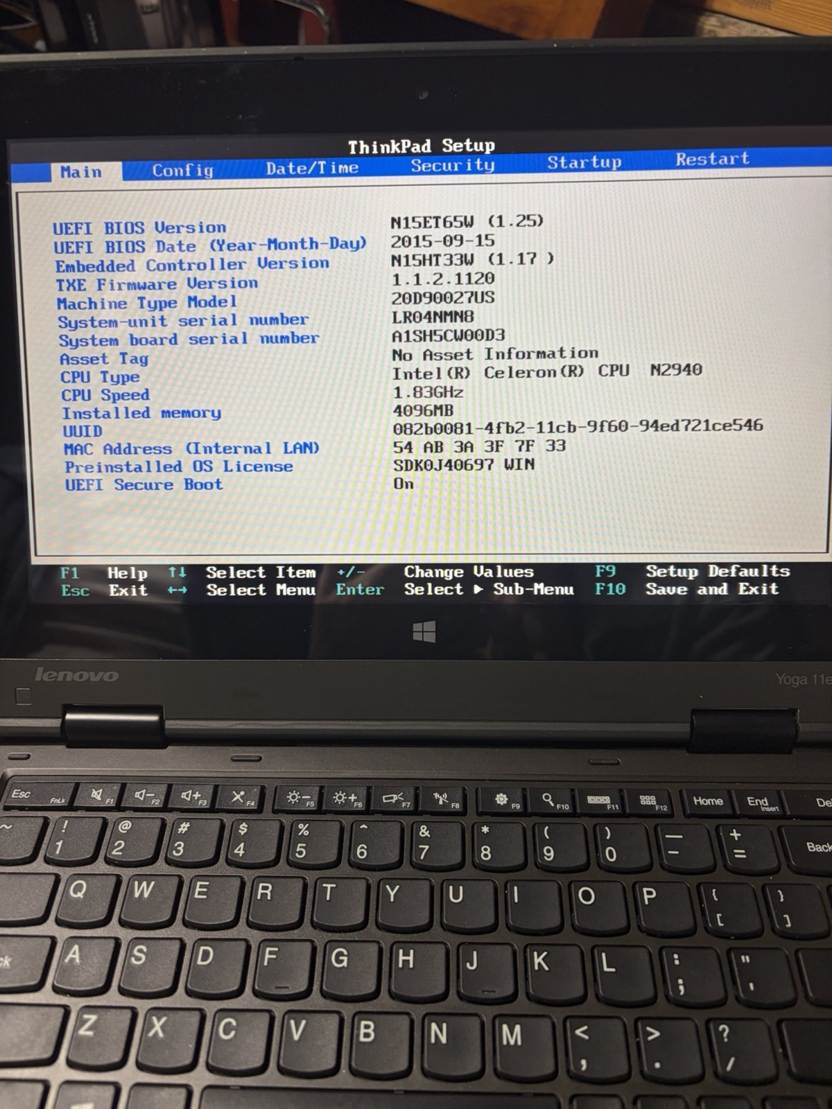 Lenovo Working Thinkpad Yoga 11e W/AC Adapter & Case Logic Black Travel Bag