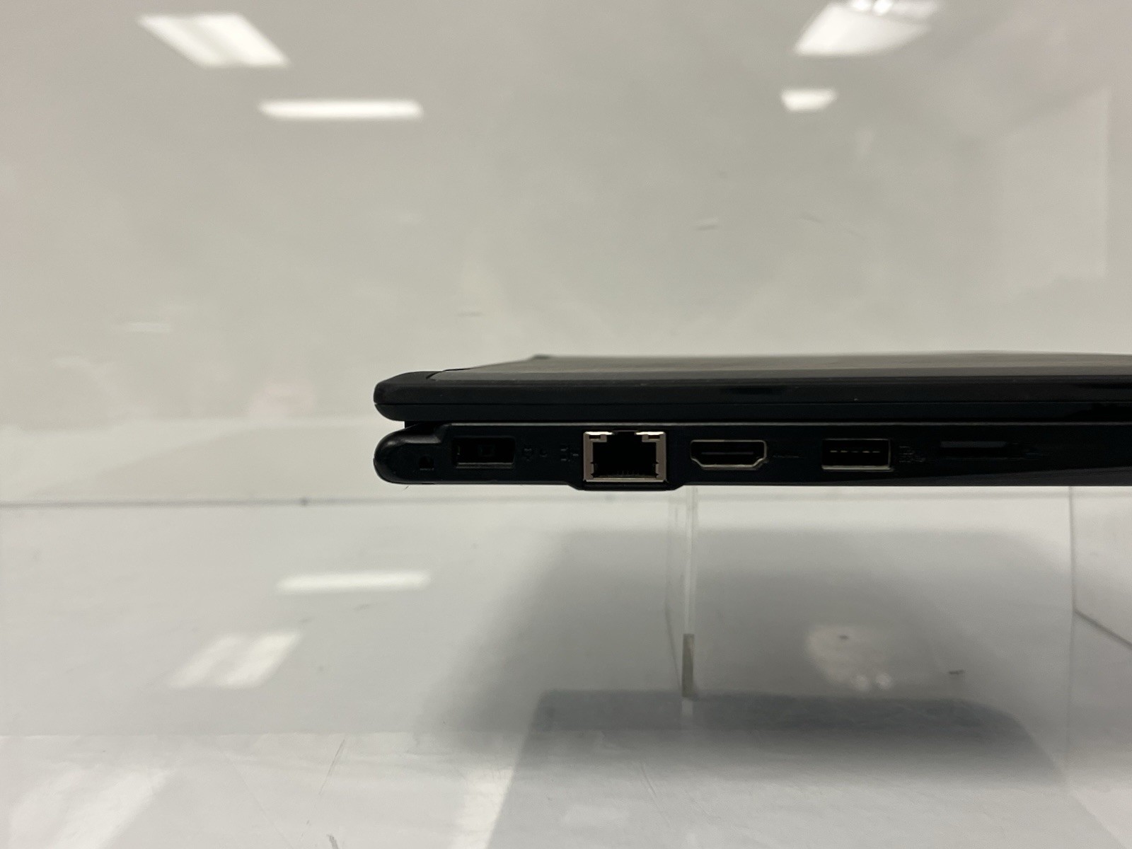 Lenovo ThinkPad Yoga 11e 5th Gen Pentium Silver N5030 1.10GHz 8GB Ram NO HDD
