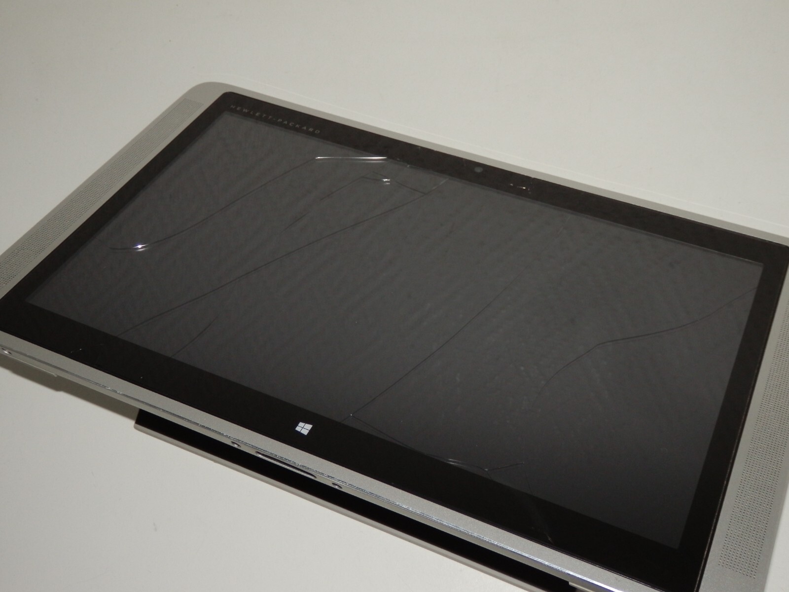 HP Envy X2 13-j001ng, Intel Core M 5Y70, 8GM Ram, 128GB SSD, 13.3″ inch FHD
