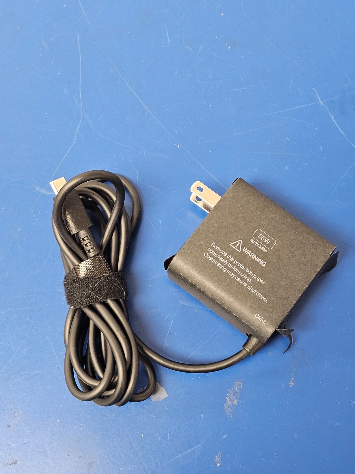 Lenovo Slim 7 14ILL10, Intel Core Ultra 7 258V, 2.20 GHz, 32 GB RAM, 1 TB NVMe