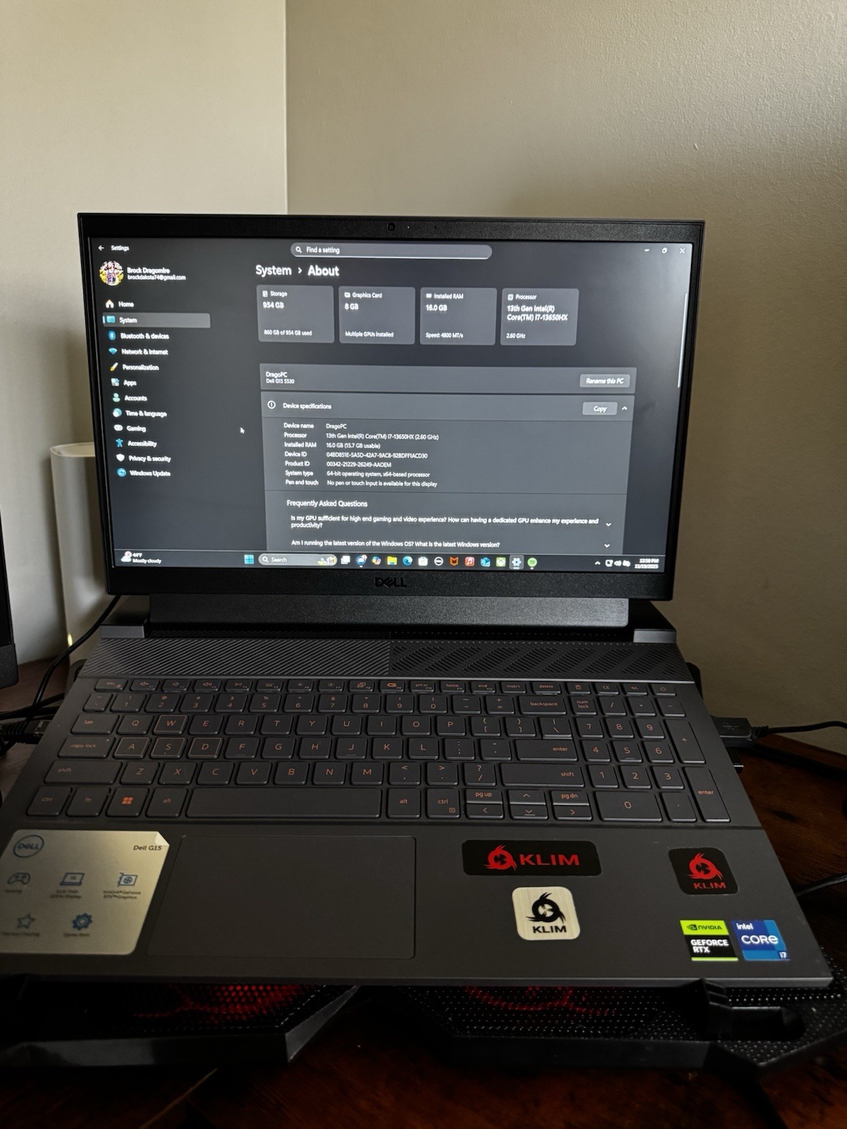 Dell G15 5530 Gaming Laptop
