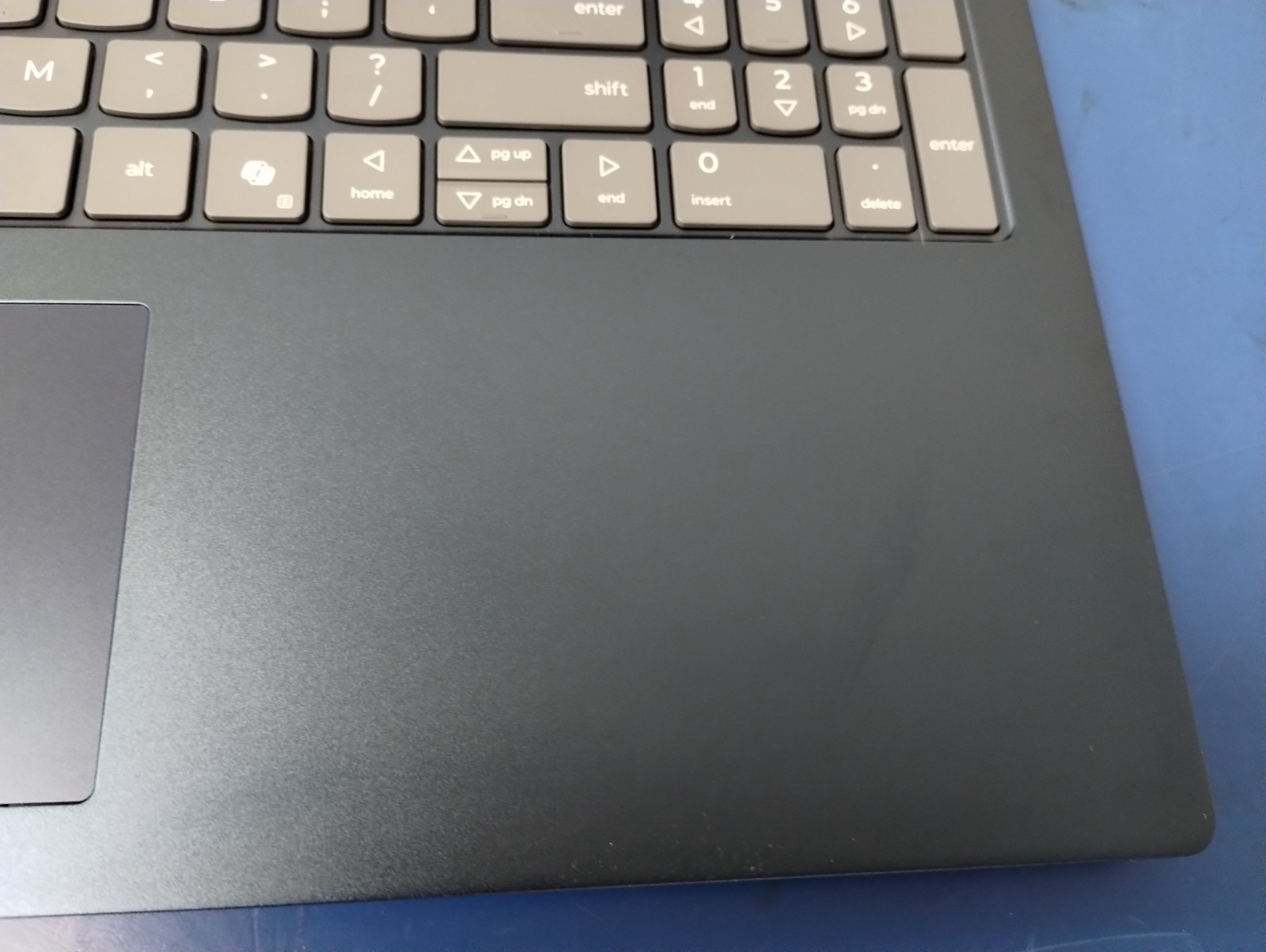 Lenovo IdeaPad 5 2-in-1 16AKP10, AMD Ryzen AI 7 350, 16 GB RAM, 1 TB NVMe SSD