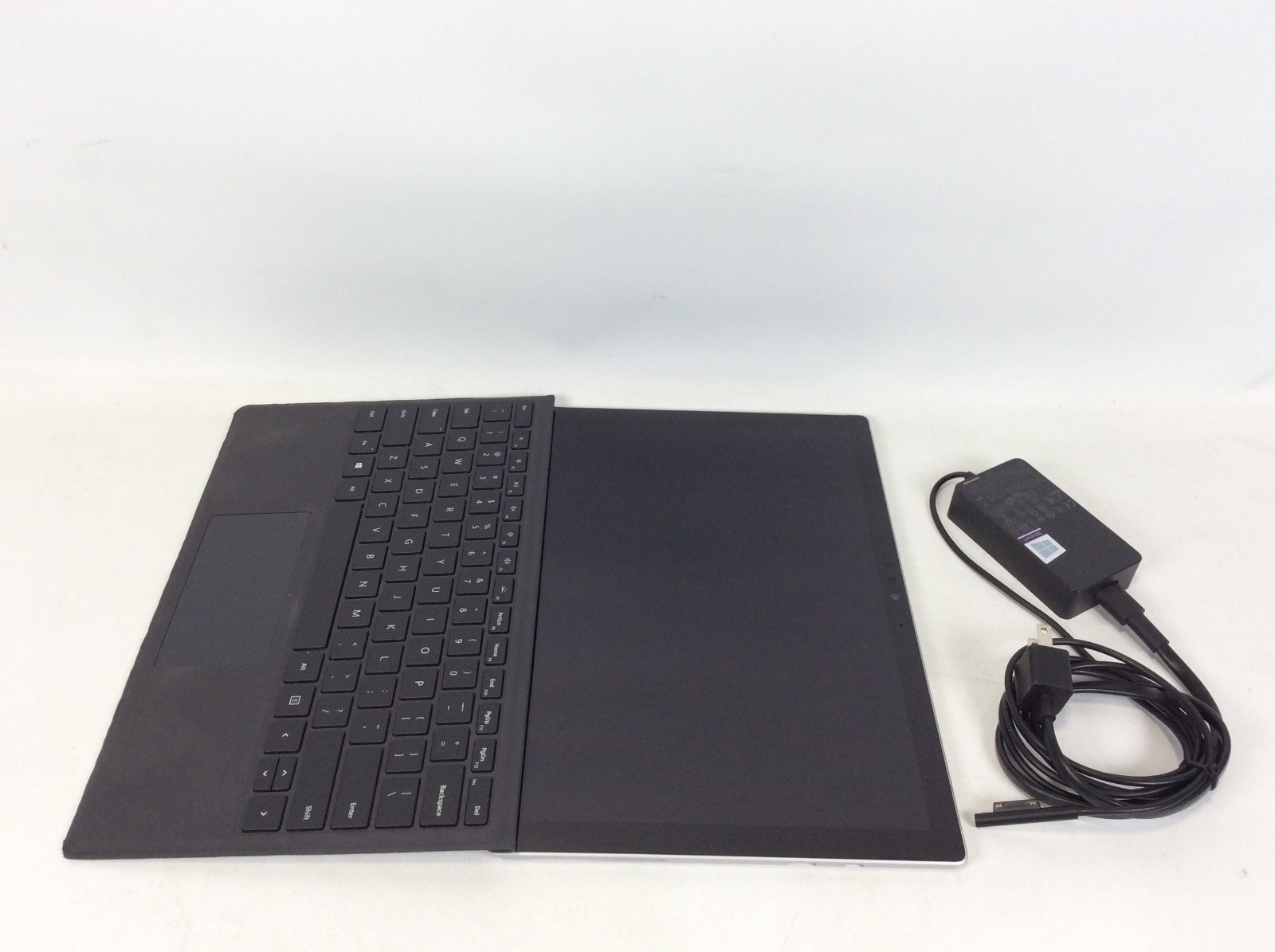 Microsoft Surface Pro 1796 i7-8650U 1.9GHz 8GB RAM 256GB Charger Keyboard