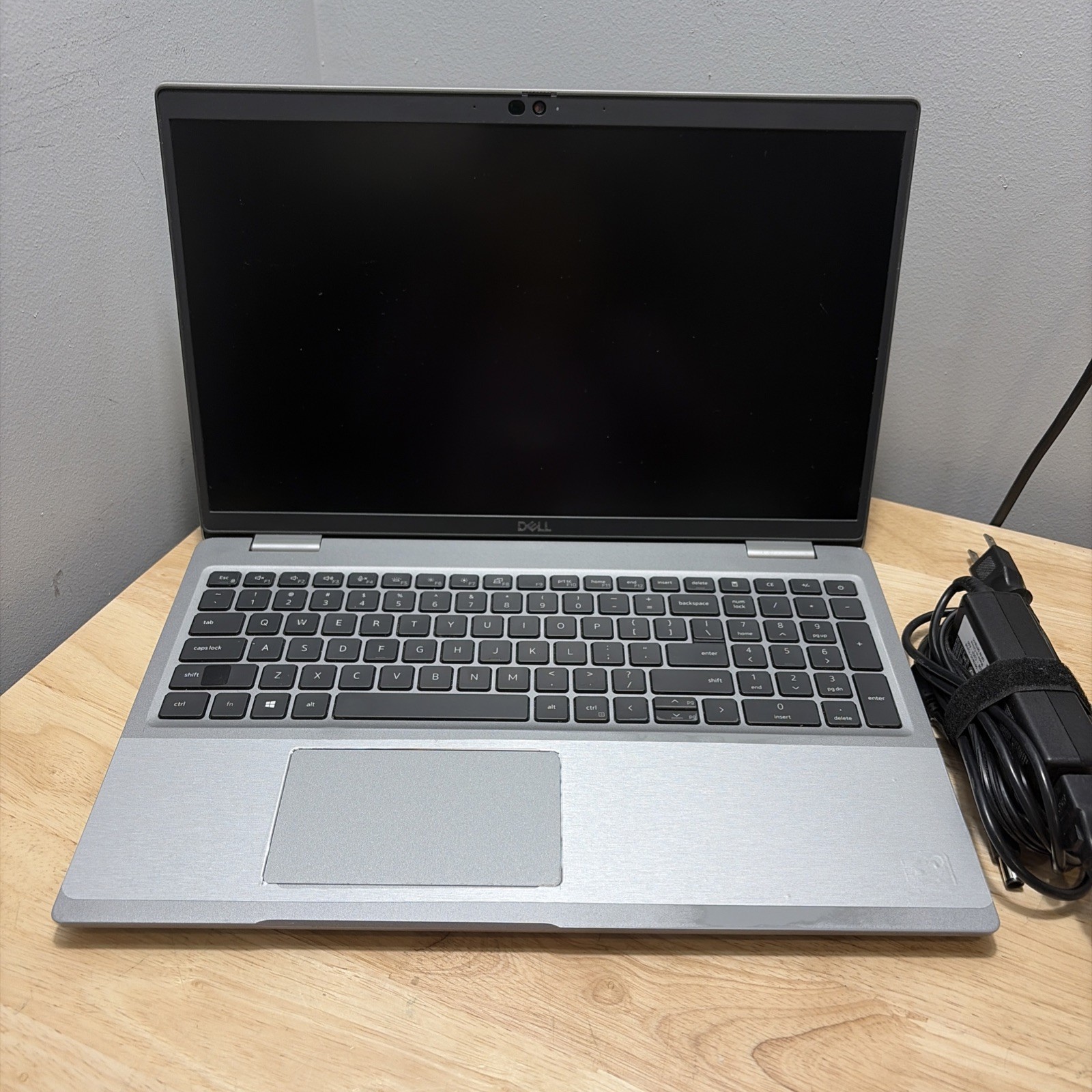 Dell Latitude 5520 Core i5-1145G7 2.60GHz, 16GB, 256GB SSD WebCam, WiFi W11 Cord
