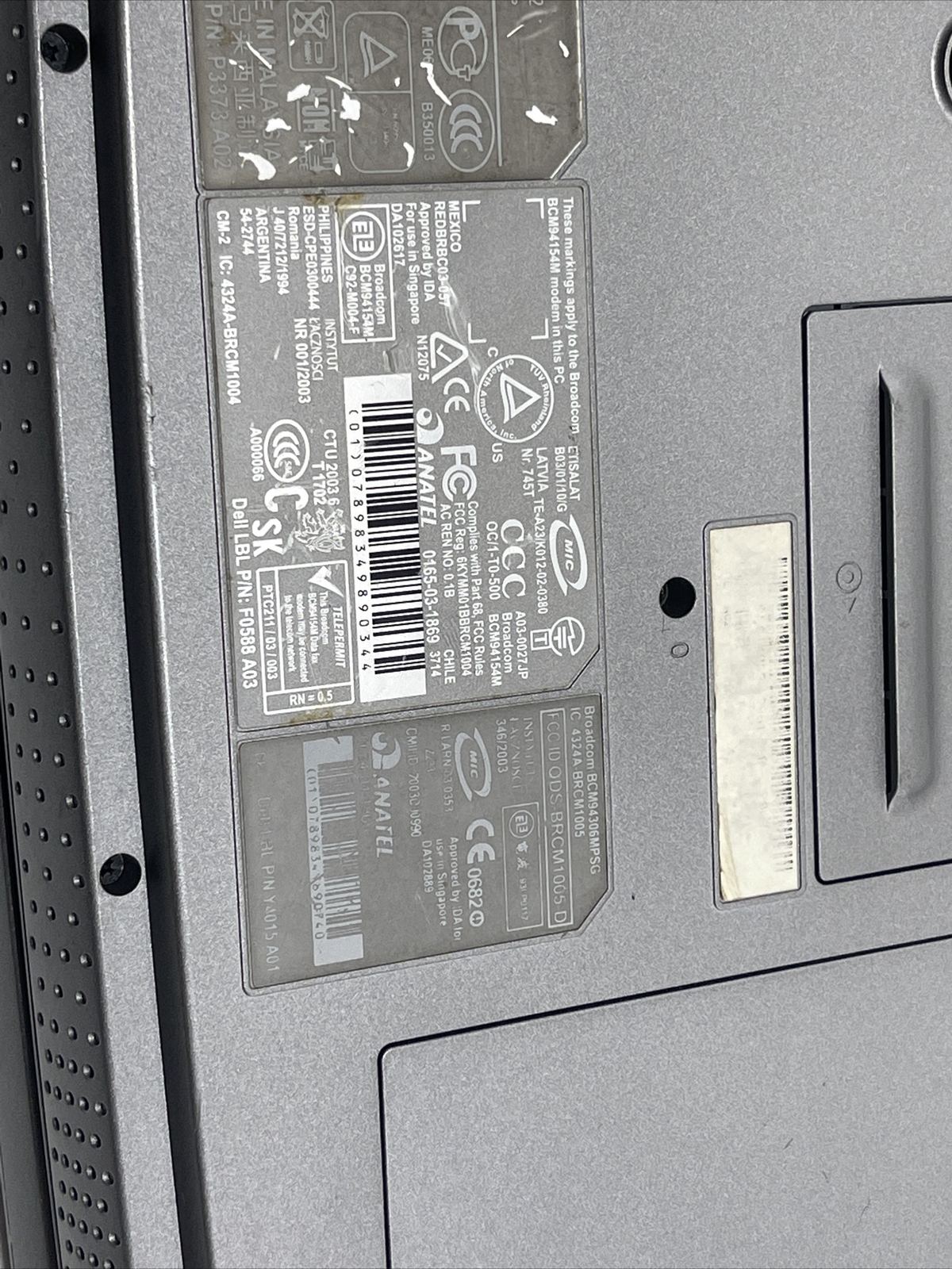 Dell Inspiron 1150 PP08L 14.1″ NO RAM No HDD No AC Adaptor For Parts or Repair