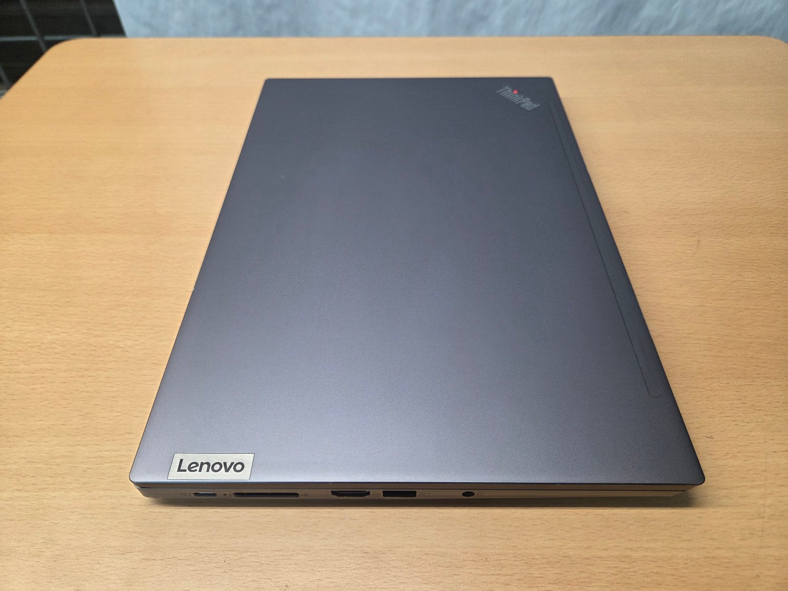 Lenovo ThinkPad T14 Gen2 I5-1135G7 16GRAM 512GSSD WIN11P Iris Xe Touchscreen