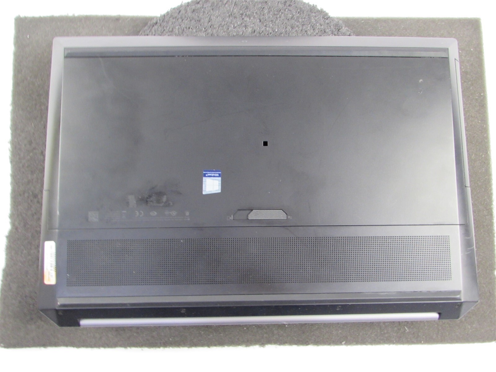 HP ZBOOK 17 (G6) 17.3″ FHD CORE I7-9850H 512GB SSD 32GB RAM RTX 4000 NO O.S
