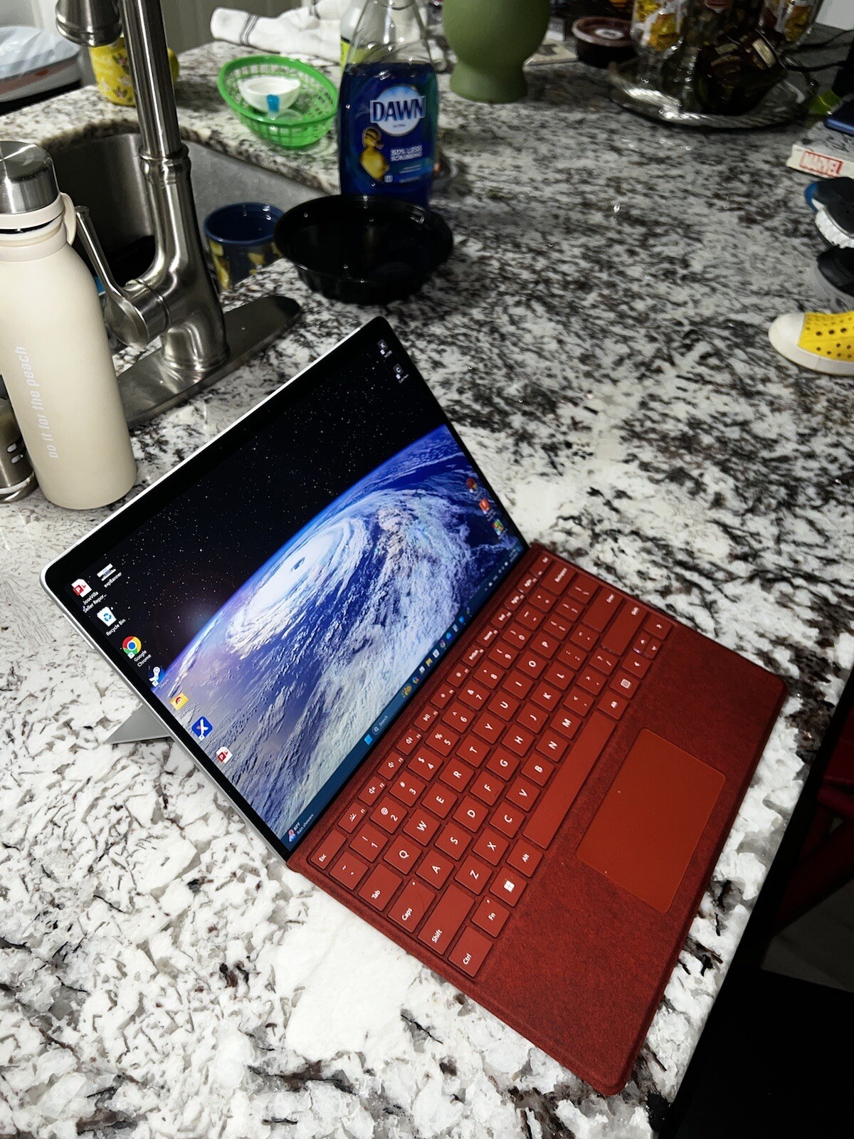 Microsoft Surface Pro 8 13″ (256GB SSD, Intel Core i5 11th Gen., 2.40 GHz, 8GB)