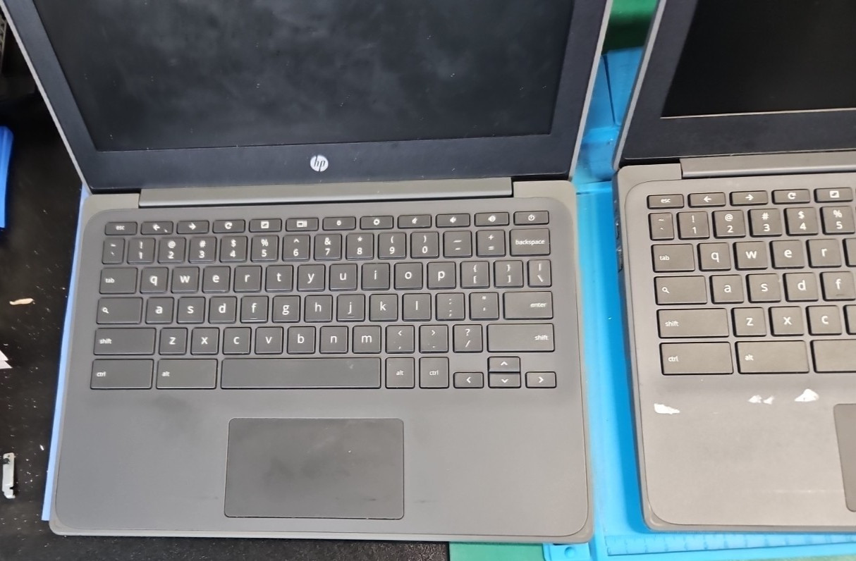 LOT 3 HP Chromebook 11A G8 EE 11.6″ AMD A4‑9120C 1.6GHz CPU 4GB 32GB BOOTS AS IS
