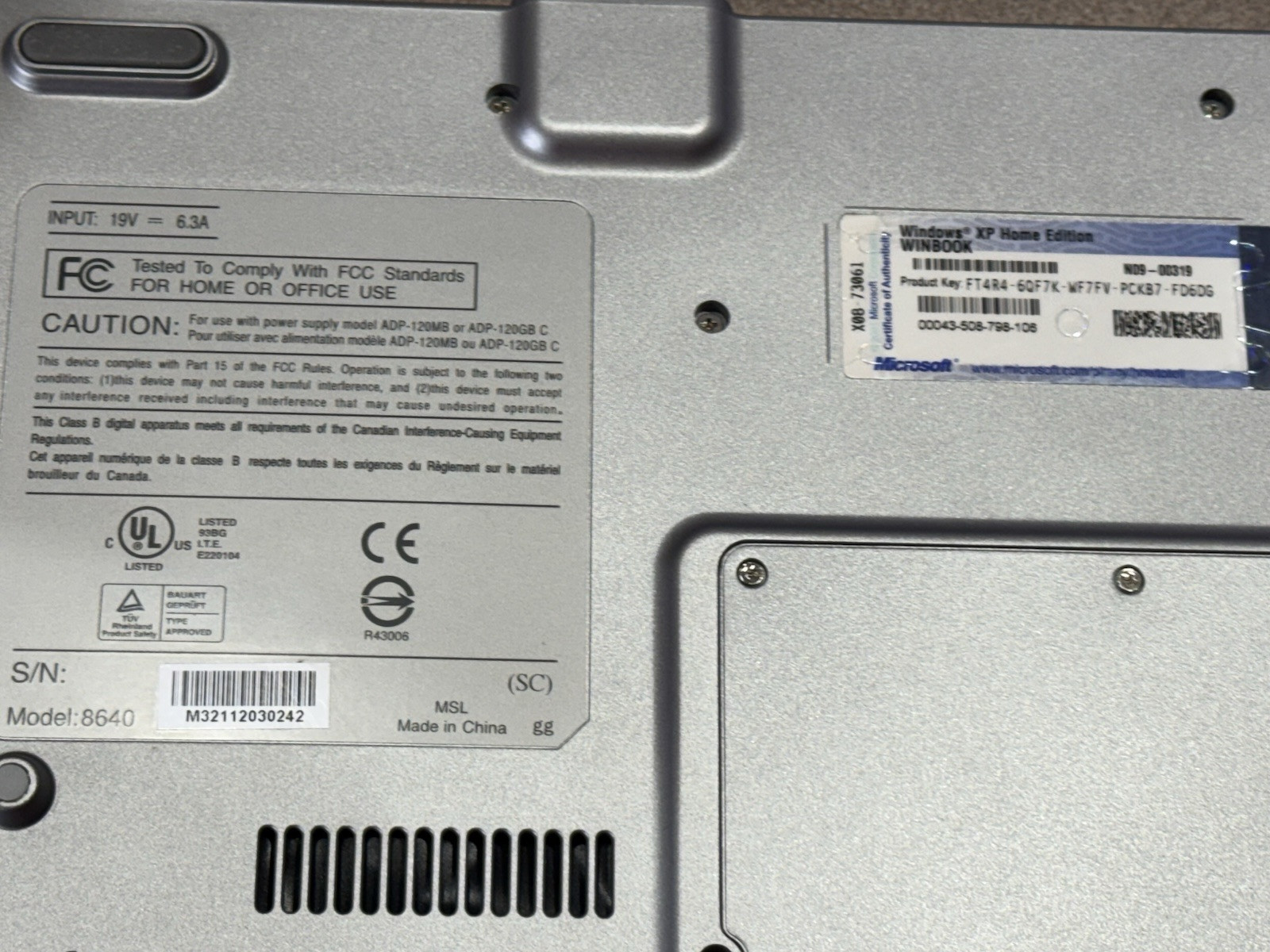 WinBook 8020 Laptop RARE Very Good OEM Windows XP CS1R