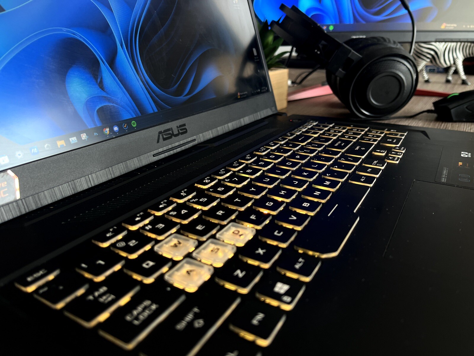asus tuf gaming f17 I5-11260h 16gb