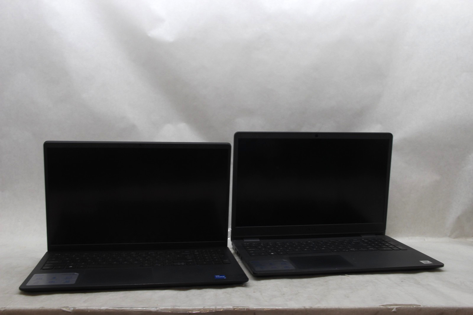 Lot of 1 Dell Inspiron 15 3511 & 1 3501 15.6″ Laptops i5 No RAM NO SSDS AS-IS