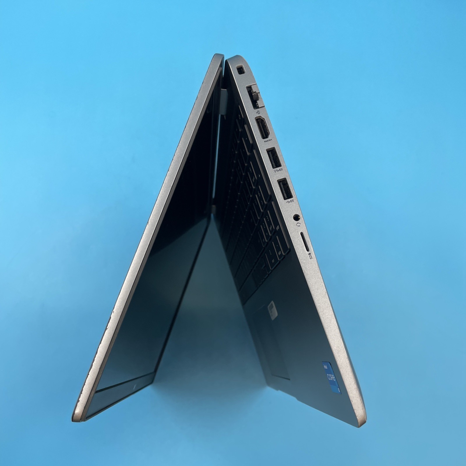 Dell Latitude 5520 | i5-1135G7 | 8GB RAM | NO DRIVE | NO OS | NO BATTERY