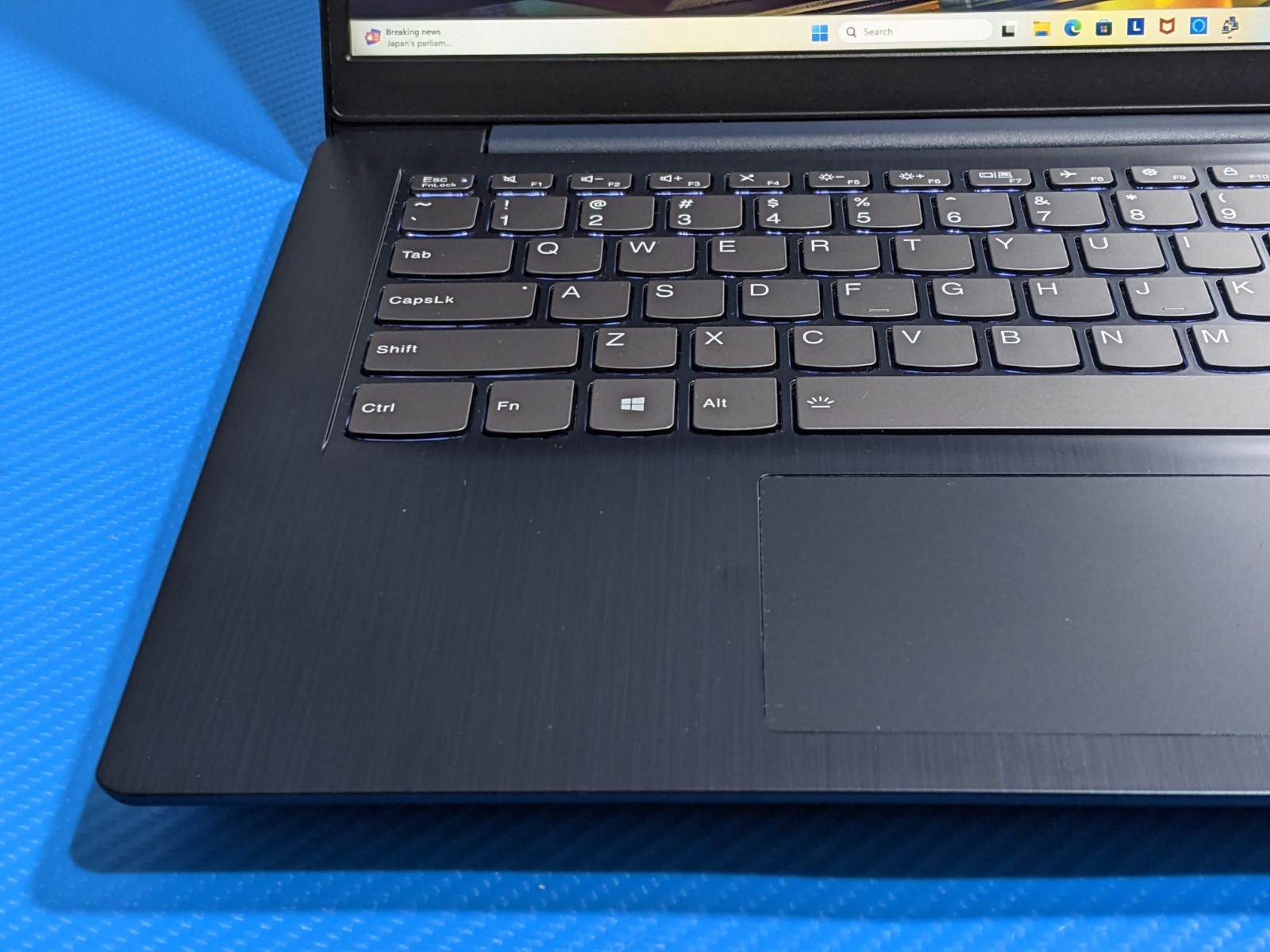 Lenovo IdeaPad 3 14ALC6 14″ FHD AMD Ryzen 5 5500U 2.1GHz 12GB 256GB SSD W11H +PA
