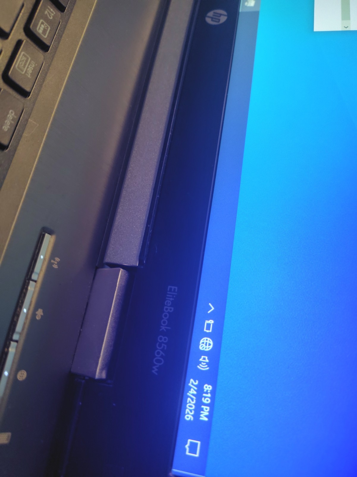HP Notebook – 8560W Lot Of 2 For Parts