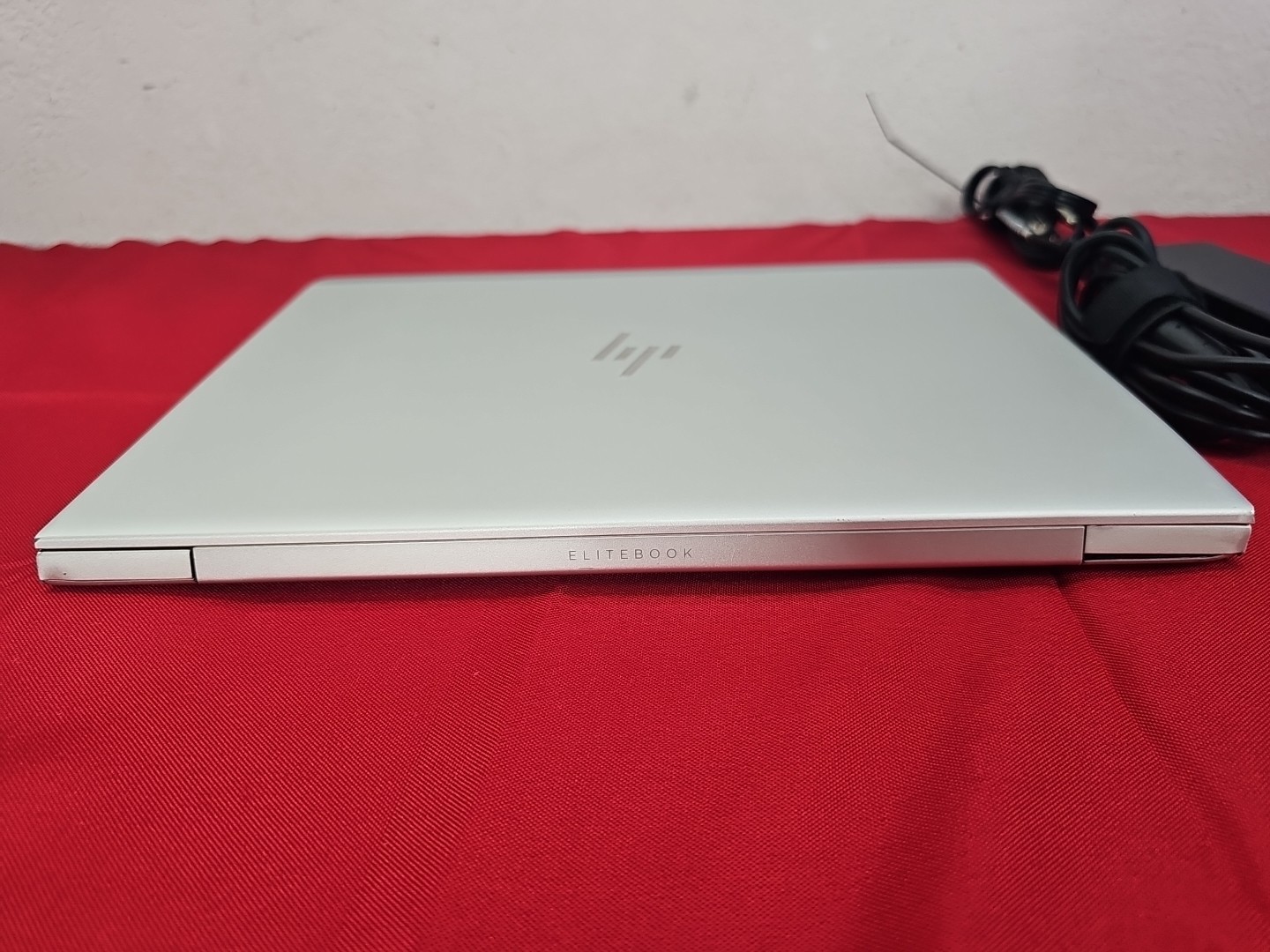 HP Elitebook 830 G6 14″ i7-8565u 1.8ghz 16GB RAM (NO SSD)