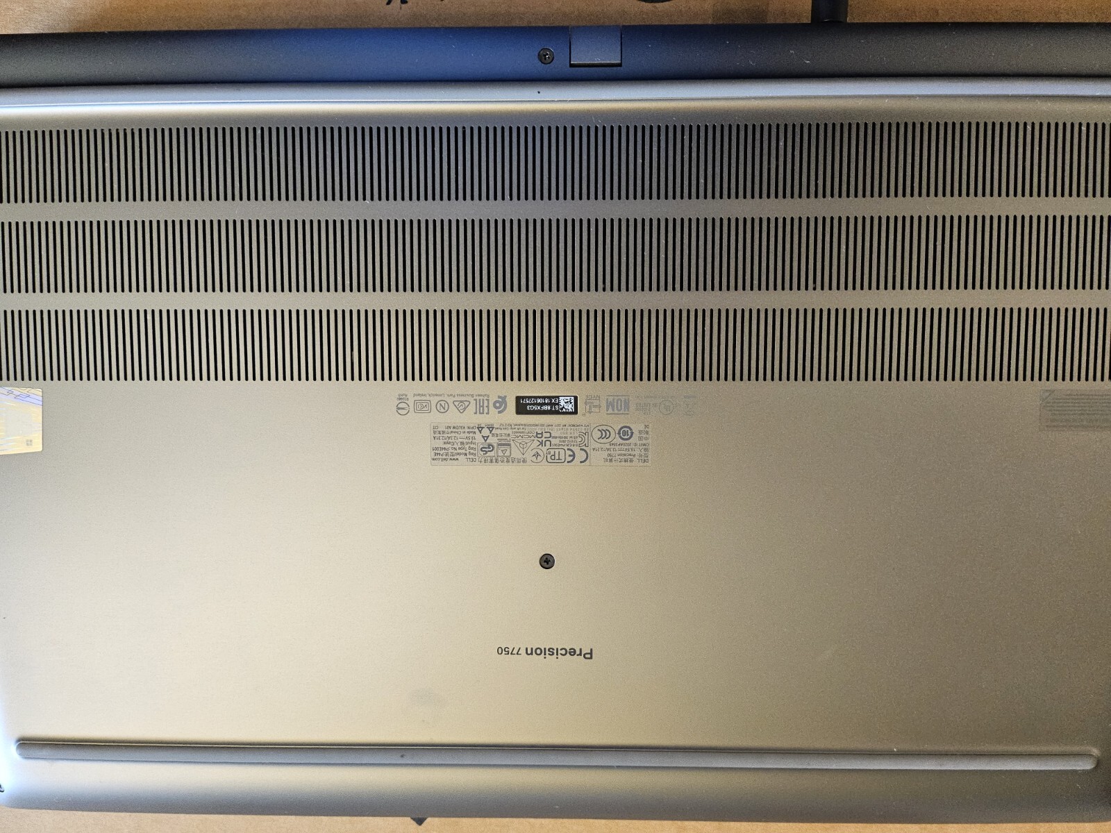 Dell Precision 7550 i7-10850H 2.7 GHz 1.5TB M.2/128GB ddr4 memory Windows 11