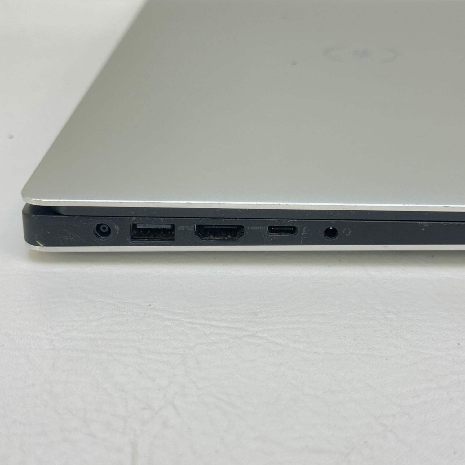 Dell XPS 14 7590 15.6″ i7-9750H 2.6GHz 16GB RAM 512GB SSD GeForce GTX 1650
