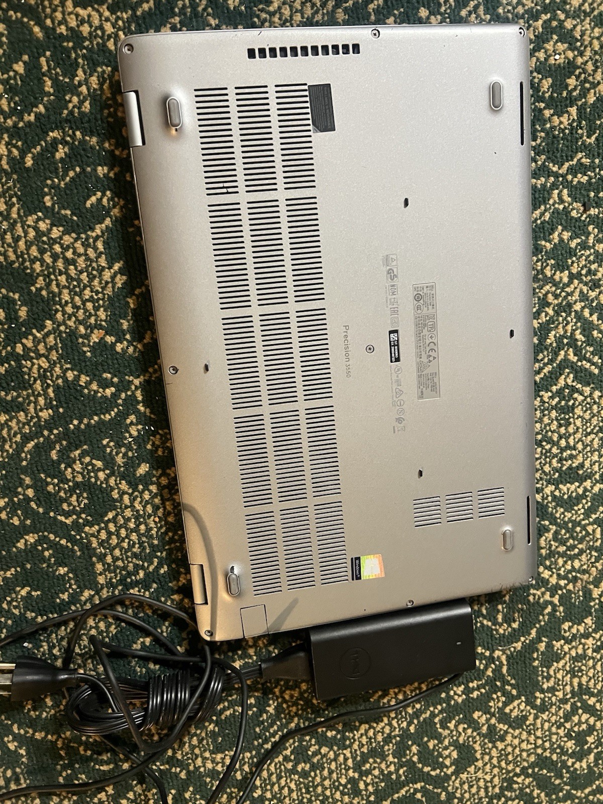 Dell Precision 3550 Intel i5-10210U @ 1.60GHz 16GB Ram 256GB SSD Win 11 Pro