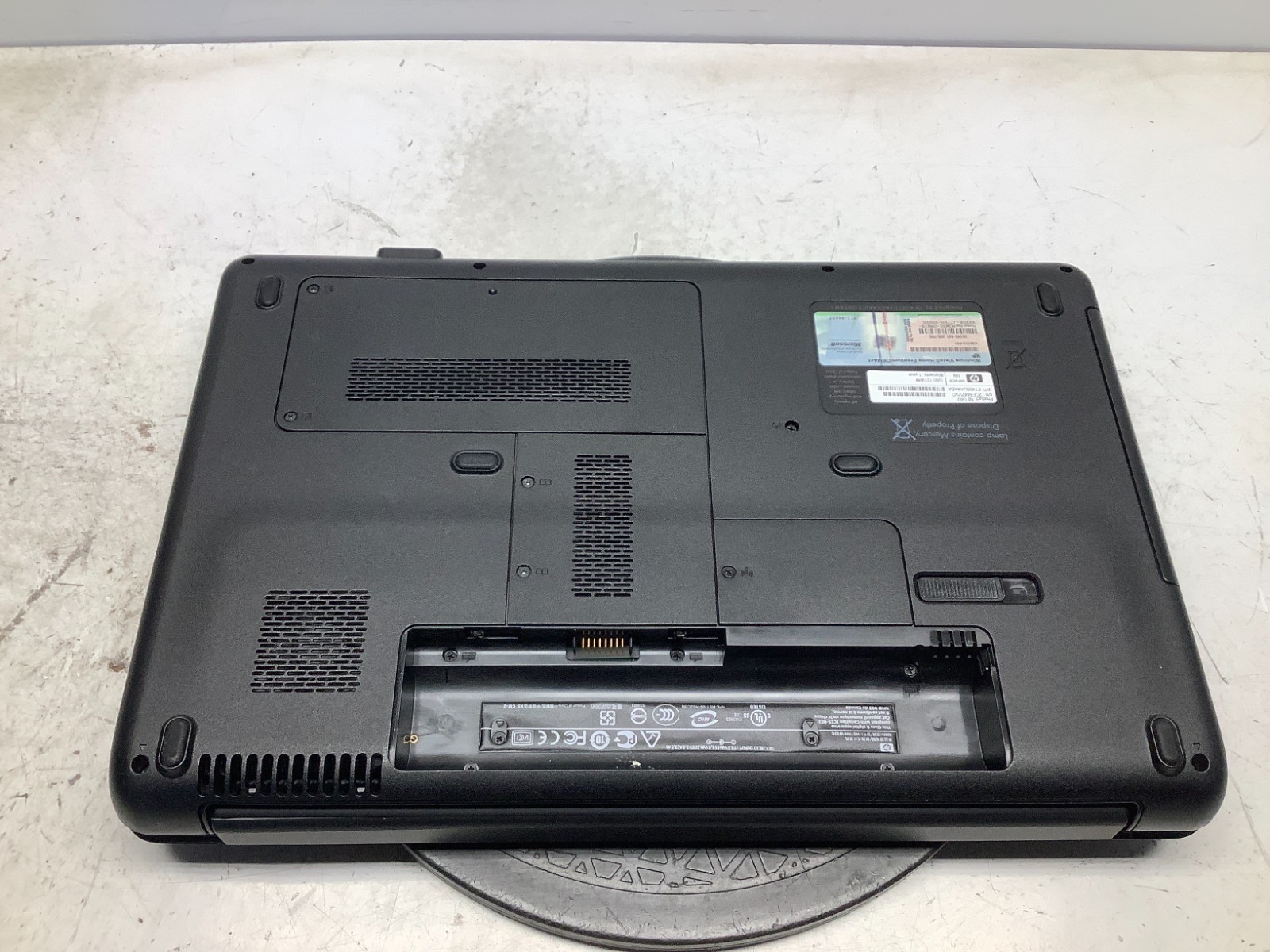 HP G60-121WM AMD Sempron SI-40 2 GB NO HDD
