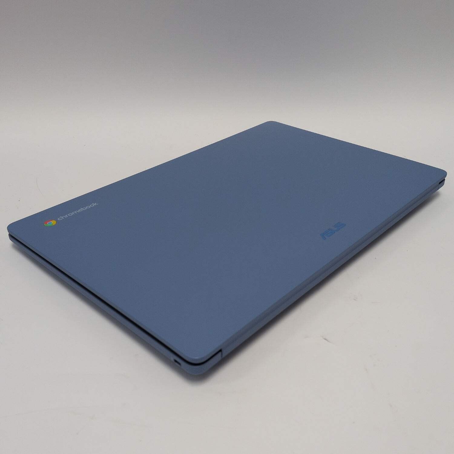 Asus Chromebook CX1505CKA 14″ Celeron N4500 2.8GHz 4GB RAM 32GB SSD