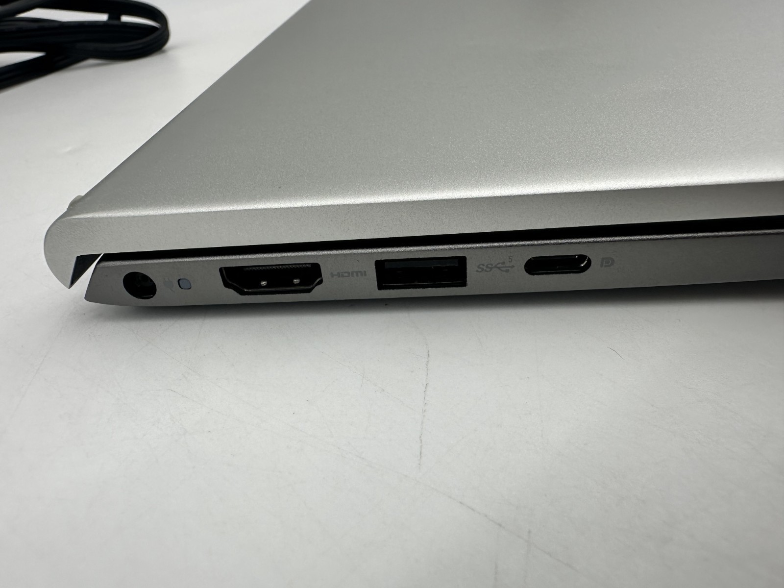 Dell Inspiron 5515 15.6″ FHD Ryzen 5 2.10 GHz 5500U 16GB RAM 512GB SSD Touch