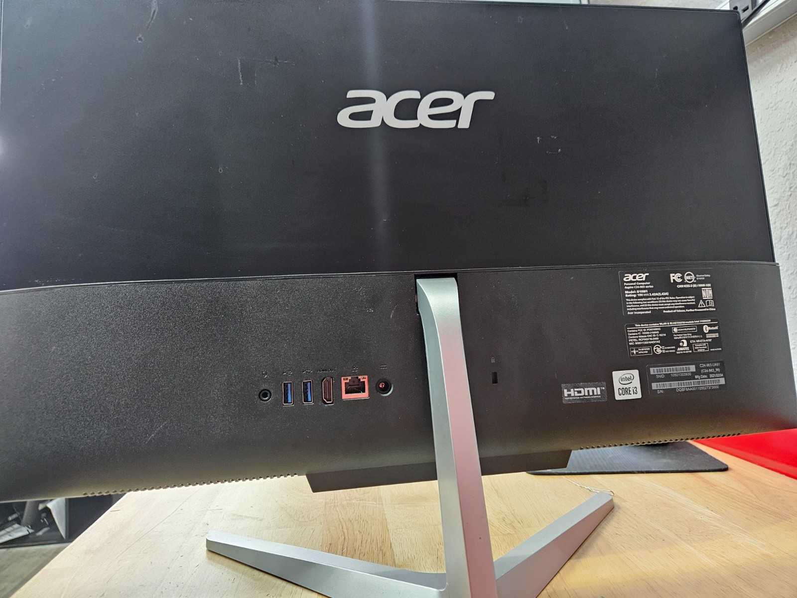 Acer Aspire All-In-One Desktop 24″ i3 10th gen Intel UHD 8GB RAM – NO SSD