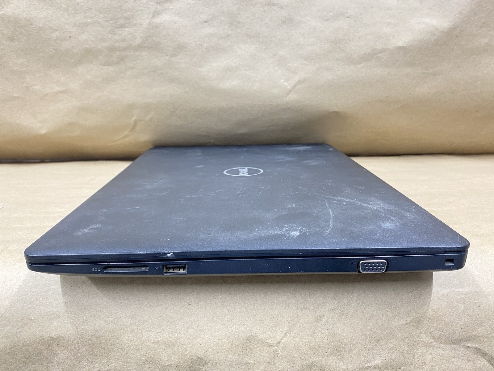 Dell Latitude 3590 – 15.5″ HD – i7-8550U – 8GB – 256GB SSD – Win 10 Pro – READ