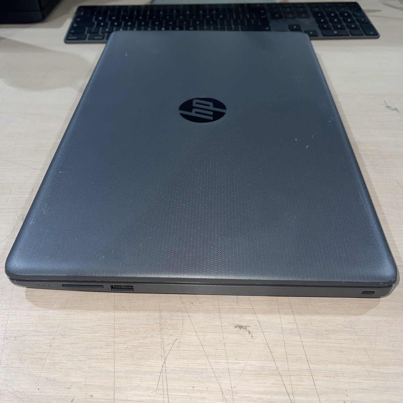 HP 255 G7 Notebook AMD A4-9125 Radeon 4GB RAM NO HD 3