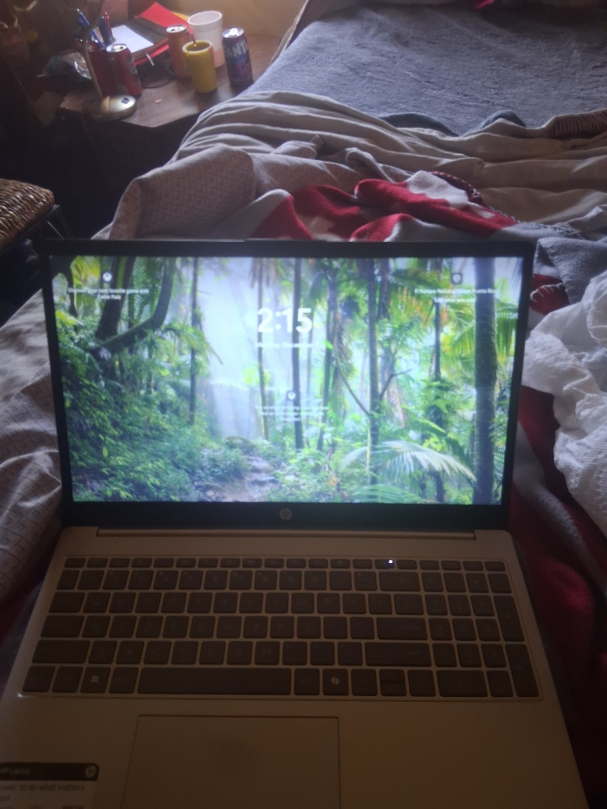 HP Laptop 15-FD0023DX 15.6″ Intel Core i3-1215U Silver 256GB