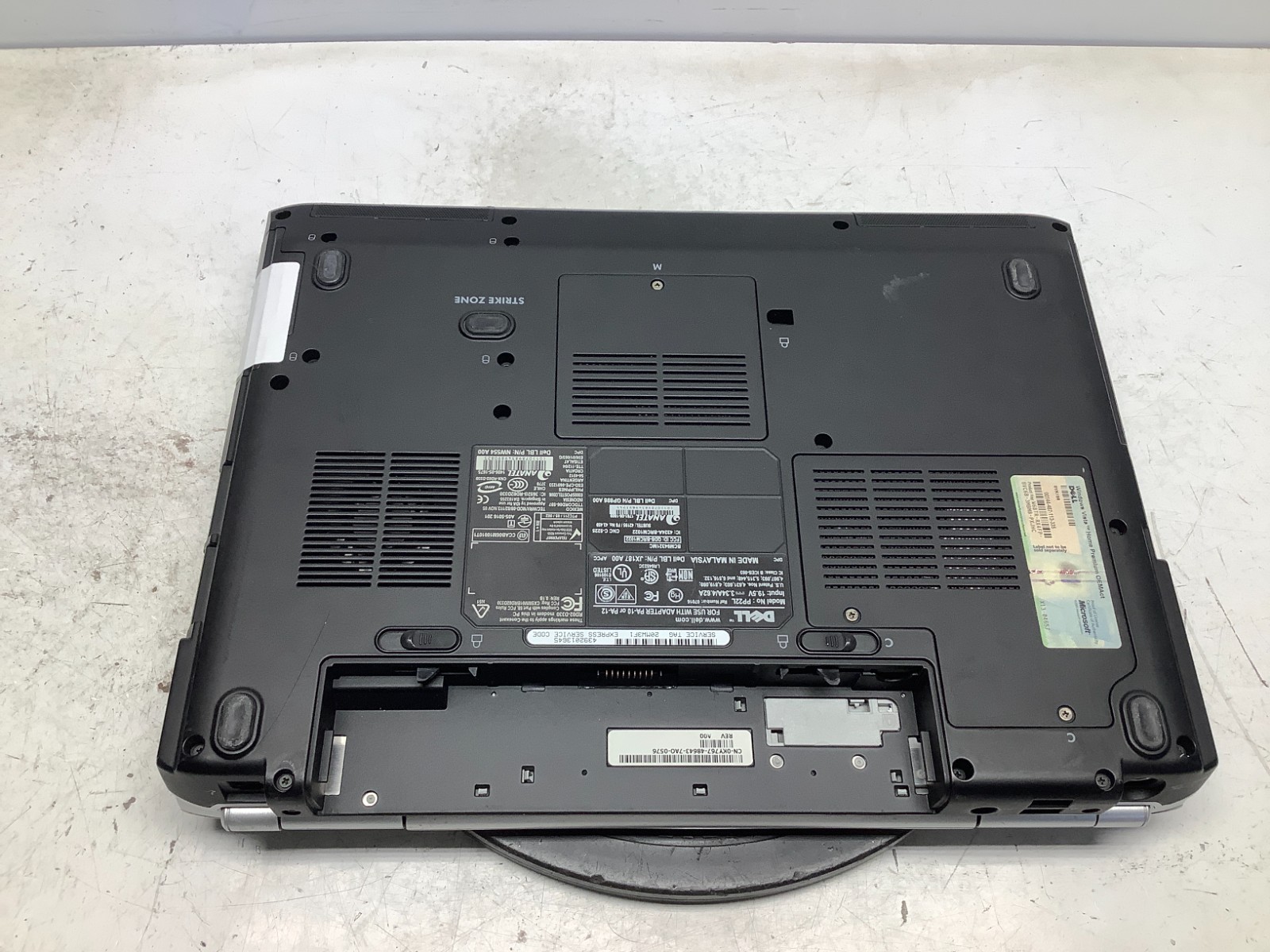 Dell Inspiron 1520 Intel Core 2 Duo 06FD 1.66GHz 2 GB NO HDD Dim Screen