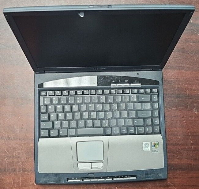 Toshiba Satellite 1800 / Pentium III 256MB RAM No HDD No adapter / * UNTESTED *
