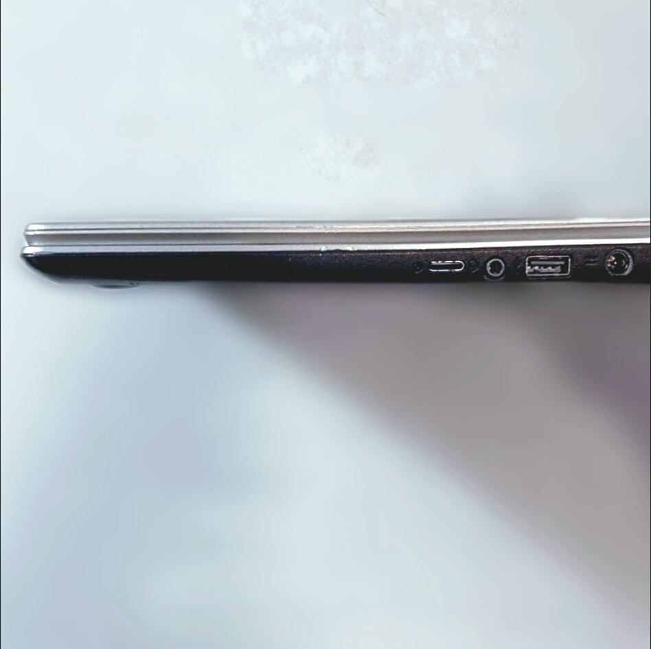 Acer Aspire V5-122p 11.6″ Laptop 4GB RAM 500GB Storage Webcam WiFi Touch Screen