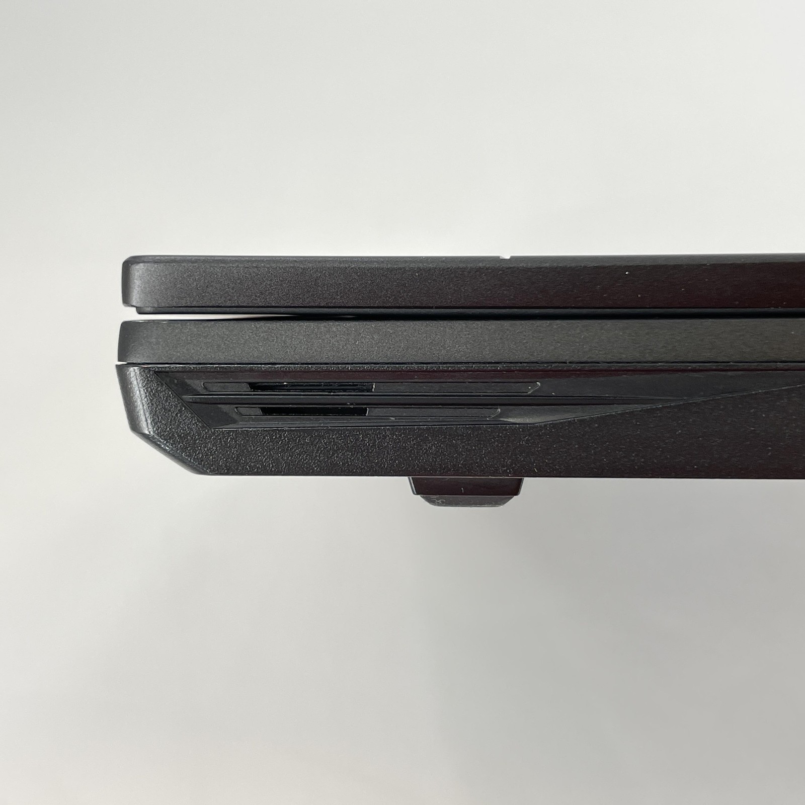 MSI Titan GT77 17.3 120Hz 4K 2.3 GHz i9-12900HX 128GB 2TB HDD RTX 3080 Ti