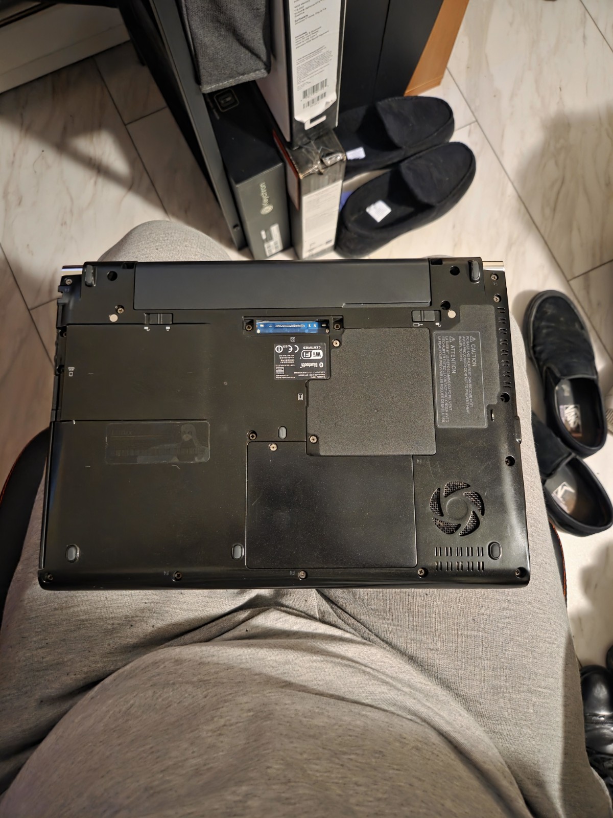 ​FAST Toshiba R835 Laptop – 16GB RAM – Intel i5 – BYO Drive – MX Linux Disc