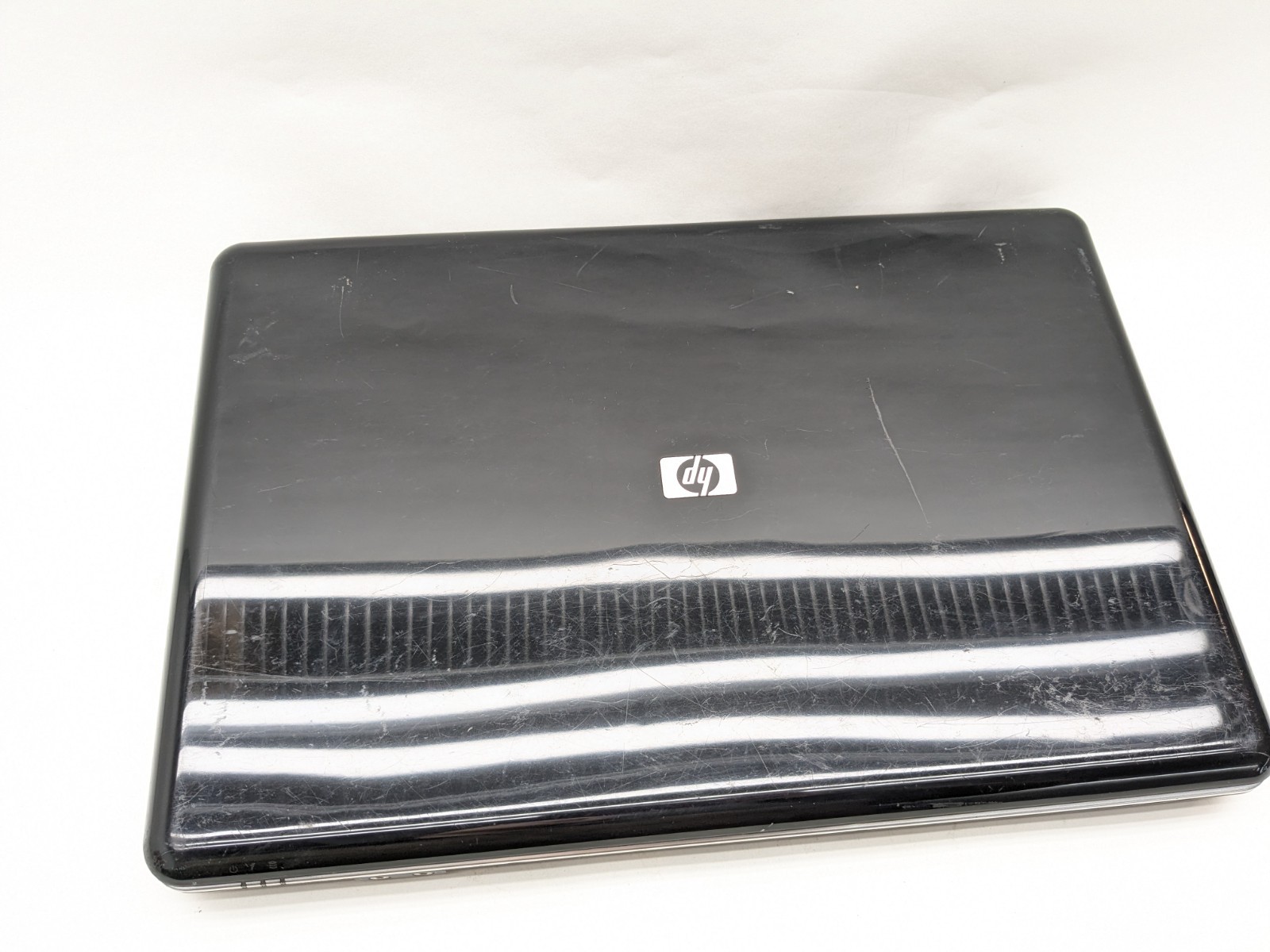 HP g60-243cl Notebook Pc Laptop SILVER For Parts 16″ Diagonal