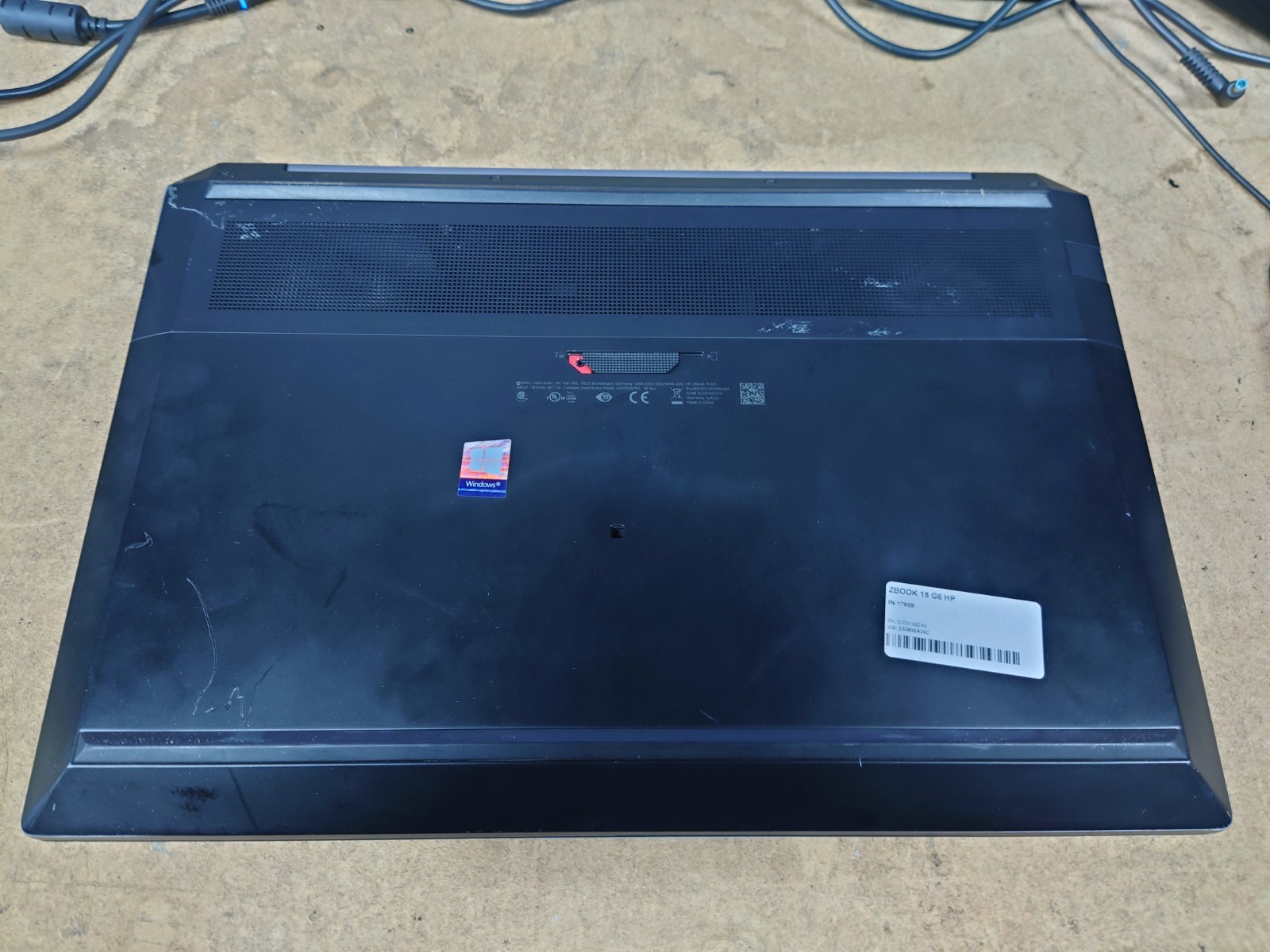 HP ZBook 15 G6 15.6″ FHD i7-9750H 32GB RAM No OS/SSD