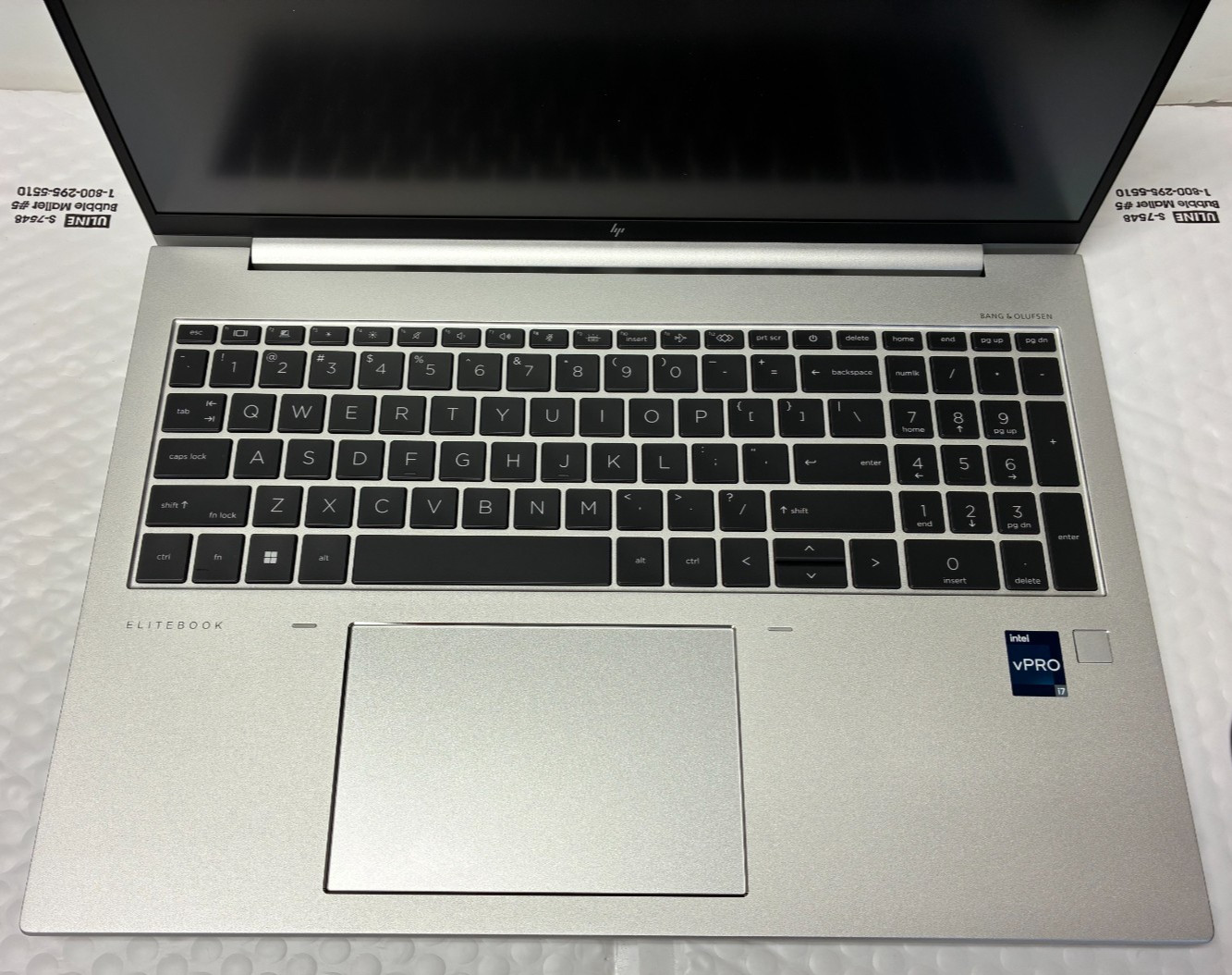 HP EliteBook 860 G10 i7 i7-1370P 32GB 512GB 16″ Business Laptop – Privacy Screen