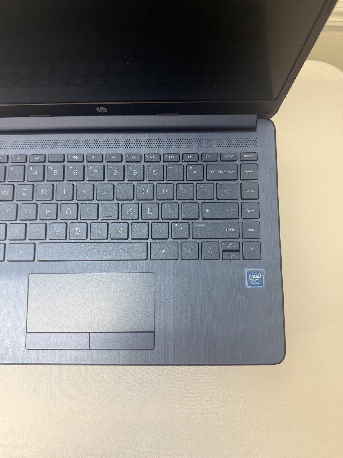 HP Laptop 14-cf2111wm – Good Screen – Intel Celeron N4120 – Read Des