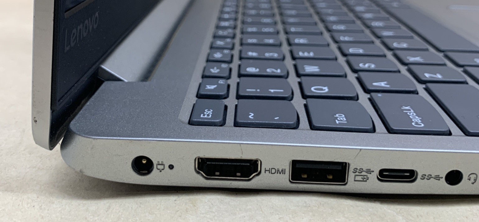 Lenovo Ideapad 330S, AMD Ryzen 5 2500U @ 2.0GHz, 8GB RAM, No SSD/OS