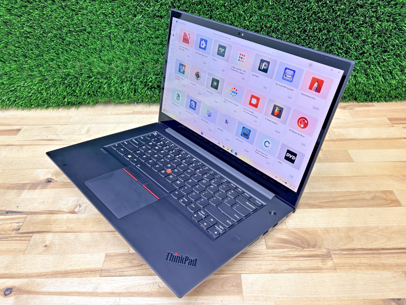 Lenovo ThinkPad P1 Gen 3 4K i9-10th Gen 2.40GHz 32GB 512GB SSD NVIDIA Q T2000*