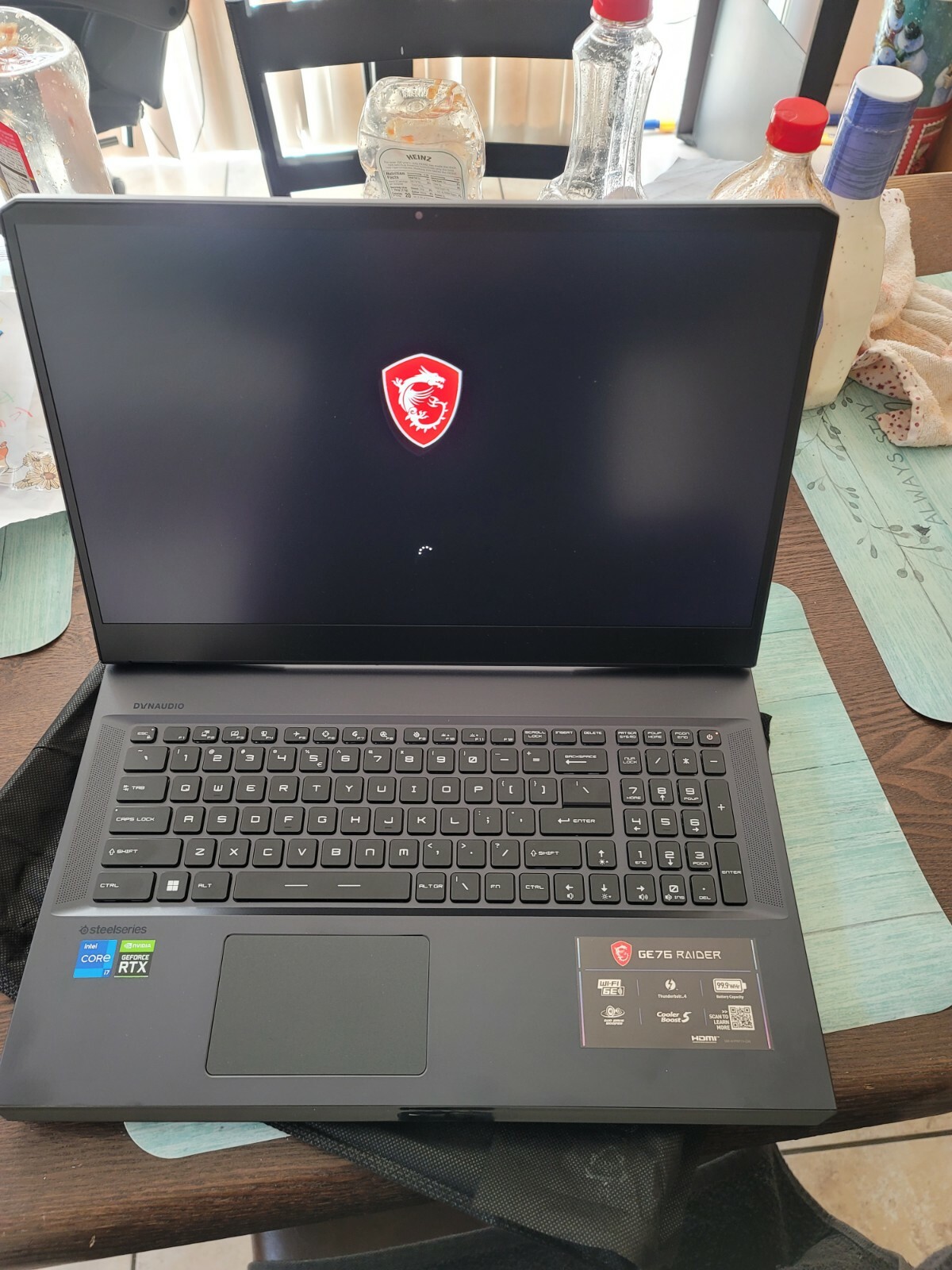 MSI GE76 Raider 11UE-046 17.3″ (1TB SSD, Intel Core i7 11th Gen., 4.60 GHz,…