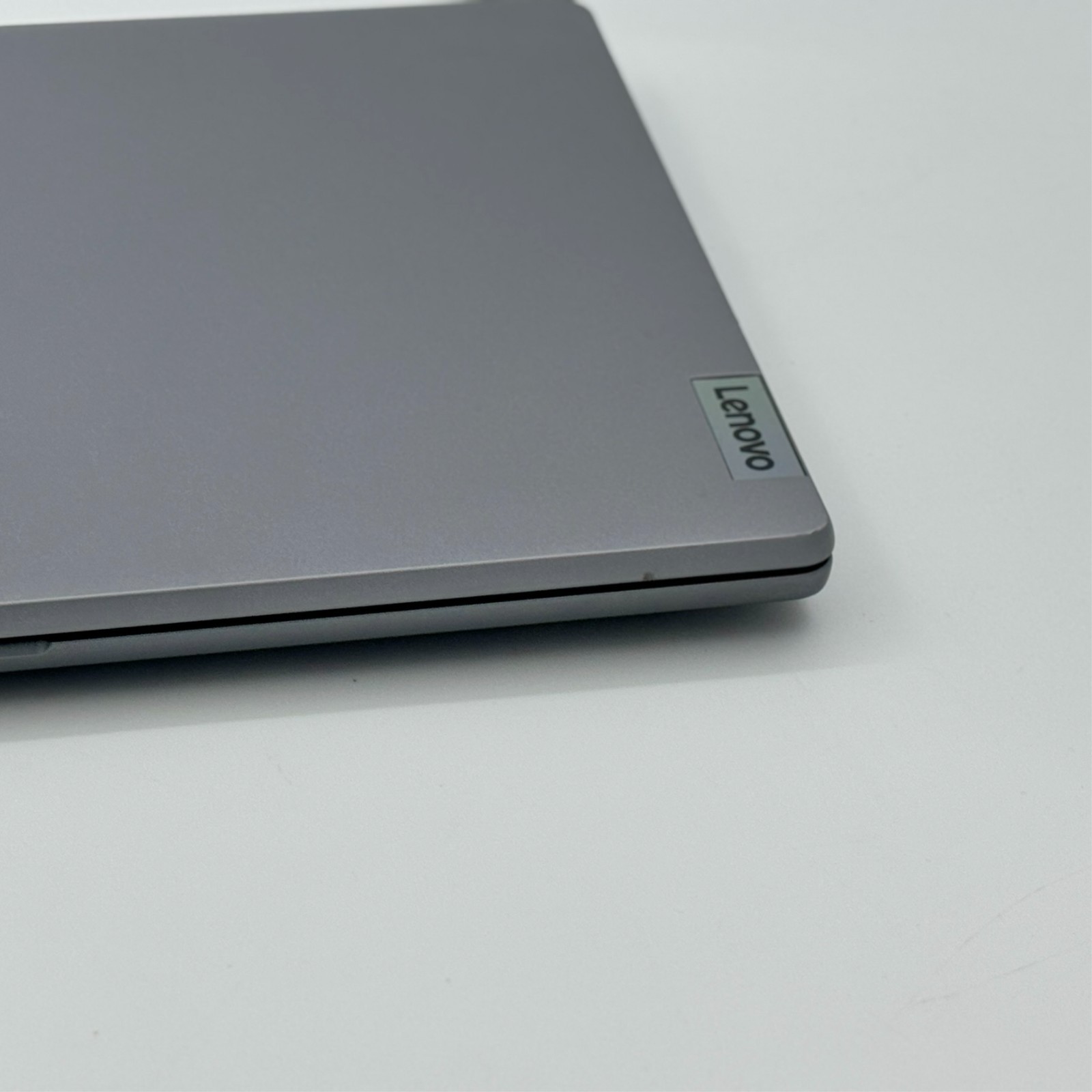Lenovo IdeaPad 3 Chrome Laptop 15.6″ Full HD Touch Intel N6000 8GB RAM 128GB SSD