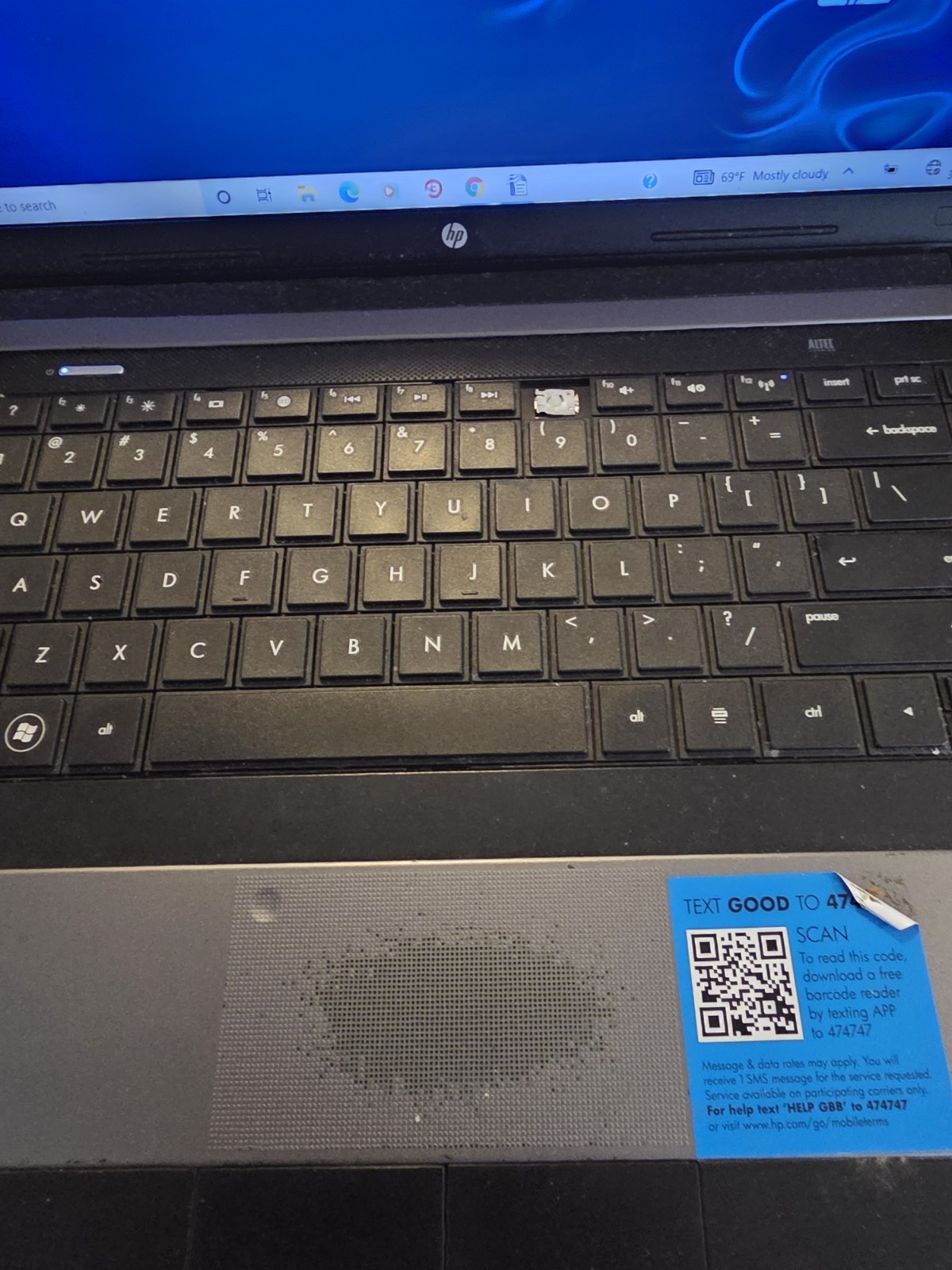 USED HP Pavilion 2000-329WM 15.6in. 320GB, AMD Fusion 1.6GHz 3GB FC17-3-G468 S12