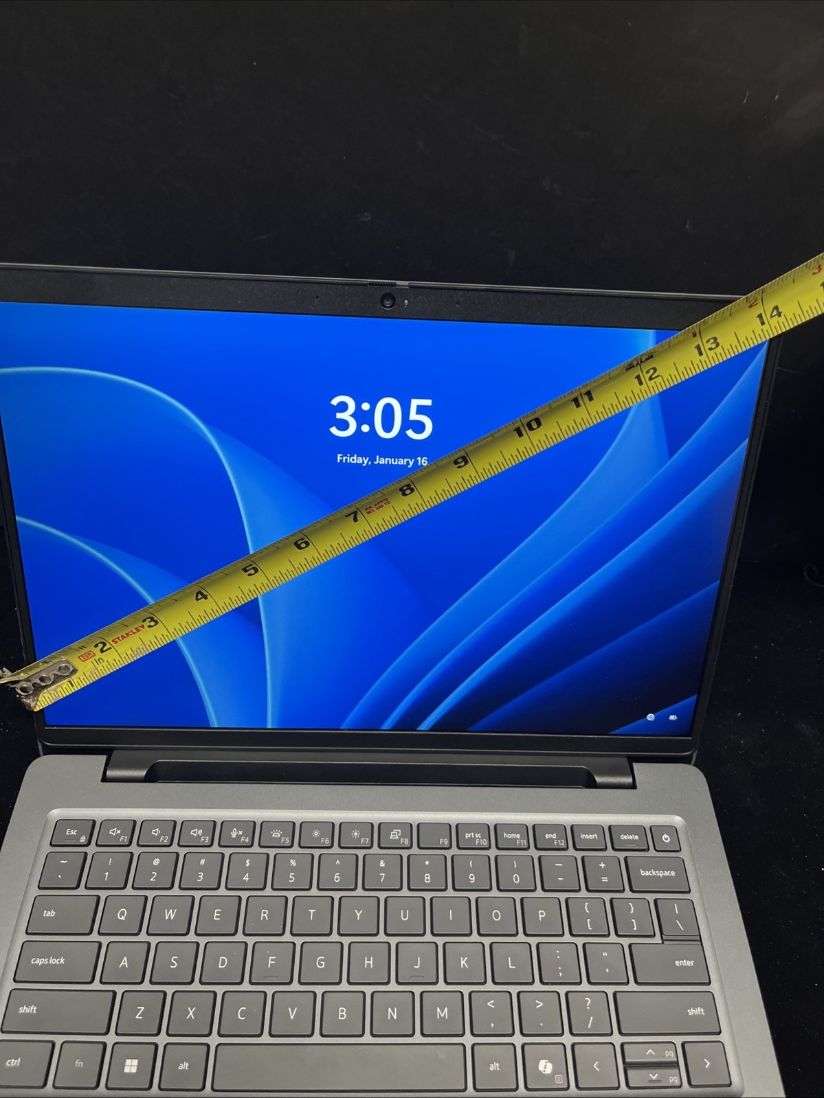 Dell Pro Max 14 16GB Ram 512GB SSD Arc Pro 140T W/ Charger