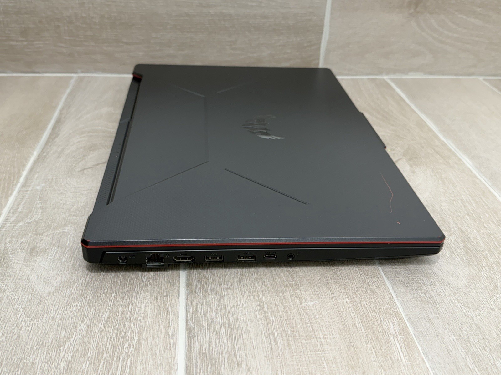 ASUS TUF A17 17.2″ AMD Ryzen 5-4600H GeForce GTX 1650 8GB RAM 512GB SSD Win-11