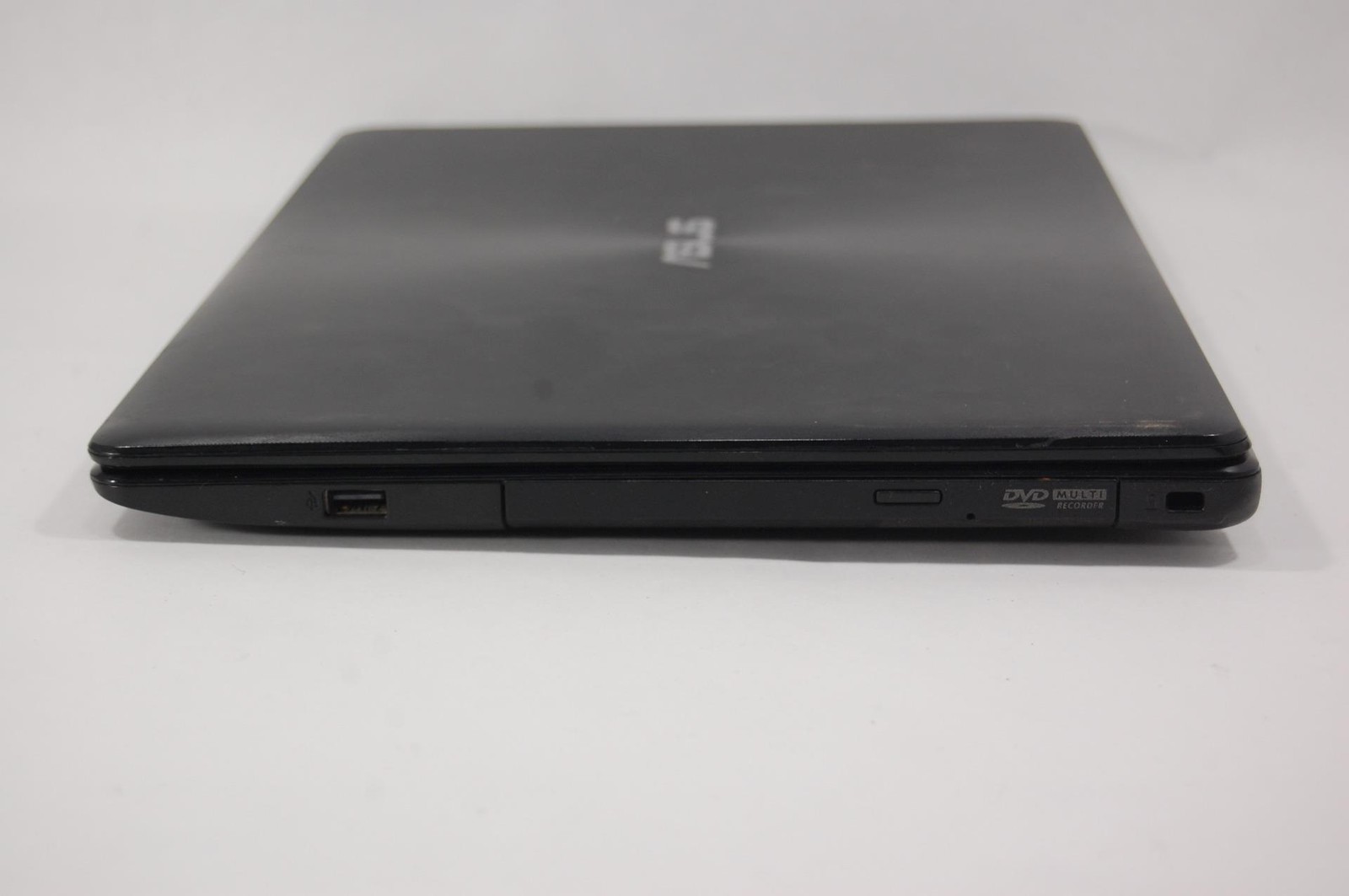 *Read ASUS P550LAV-XB31 15.6″ Core i3-4030U @ 1.90GHz (No Power, HDD, or RAM)